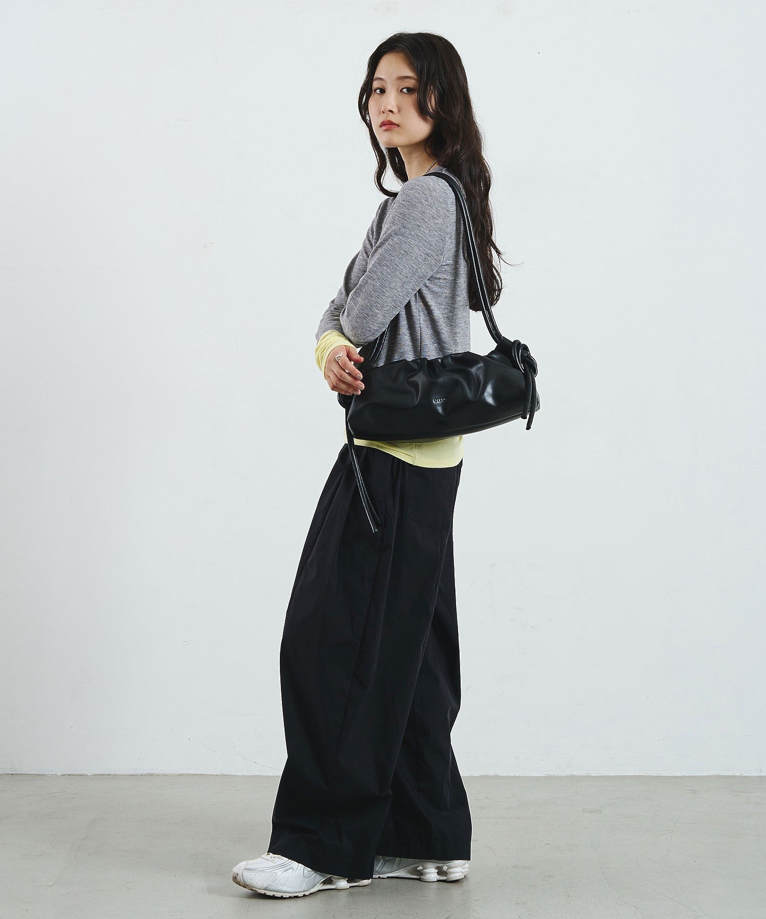 OLEND/THE DUMPLING BAG