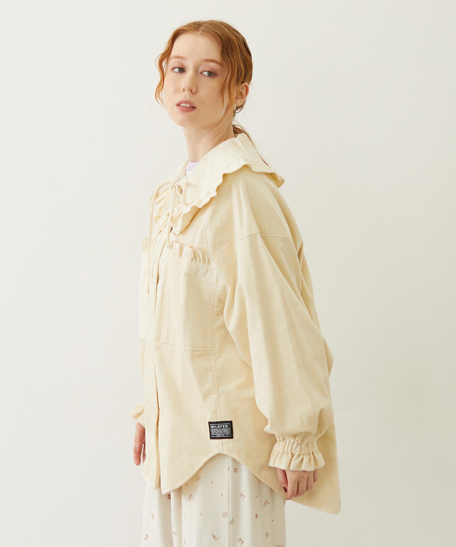 BIG COLLAR CORDUROY SHIRT