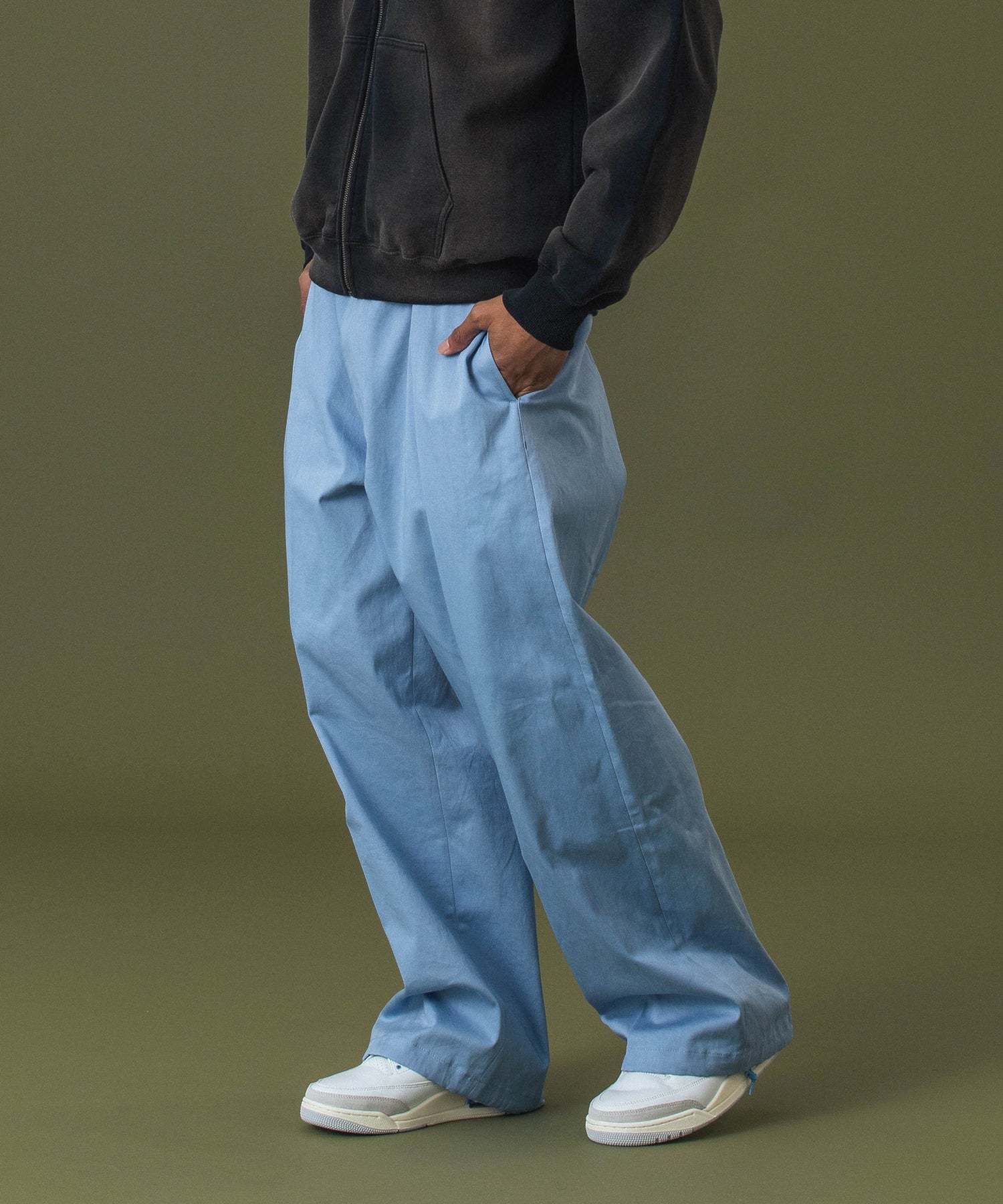 MODEL 身長185cm / 着用サイズ：34inch