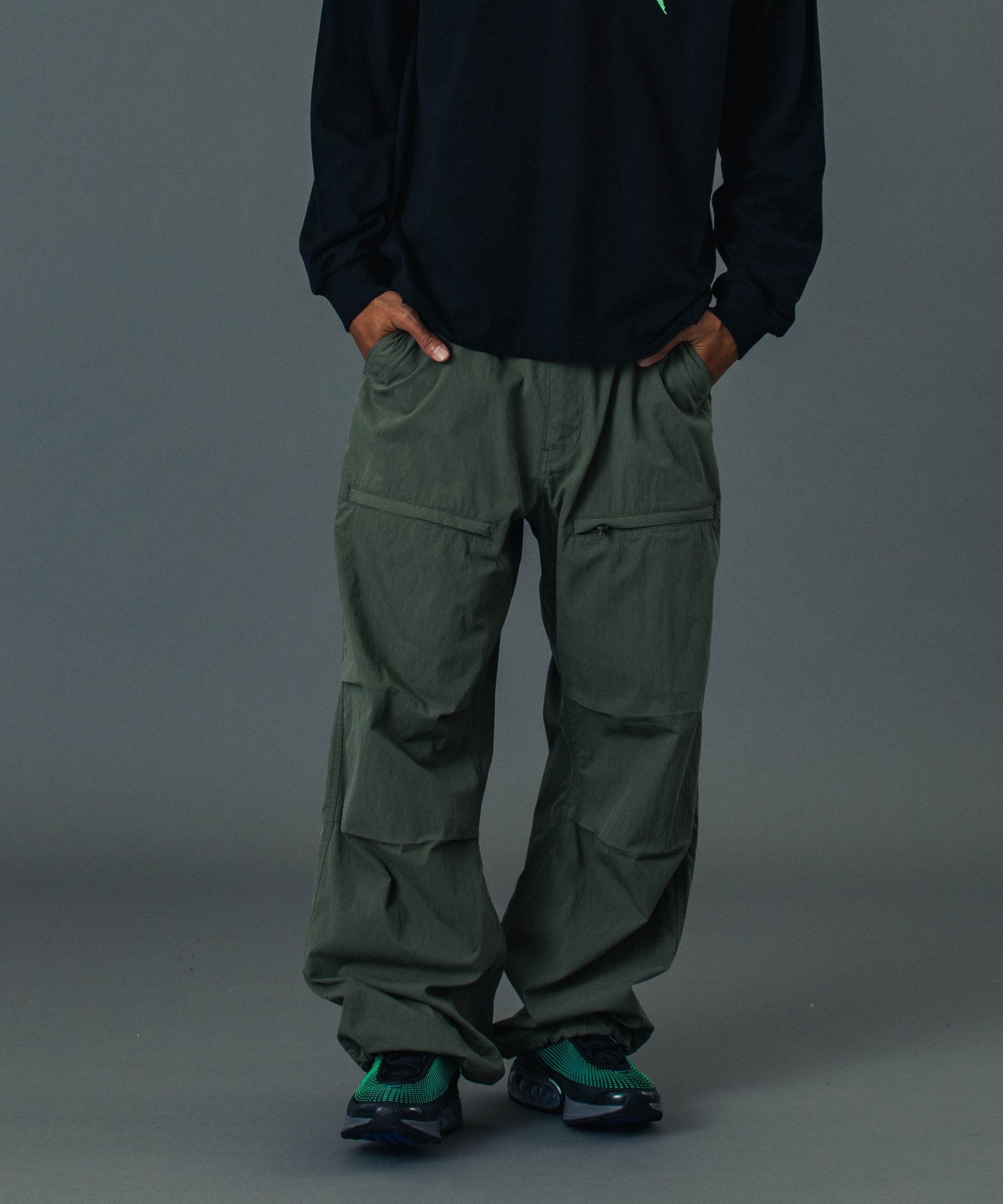 MODEL 身長185cm / 着用サイズ：34inch