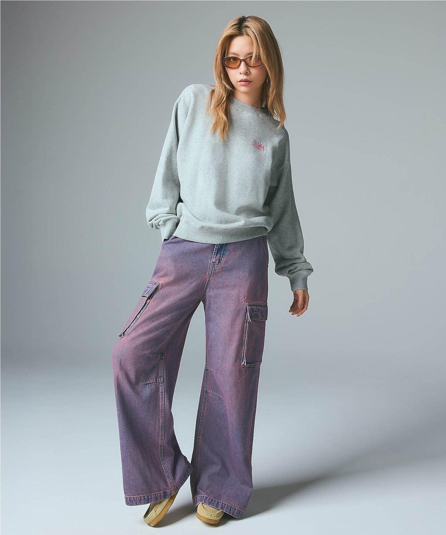 NEON BOX EMBROIDERED LOGO SWEAT TOP