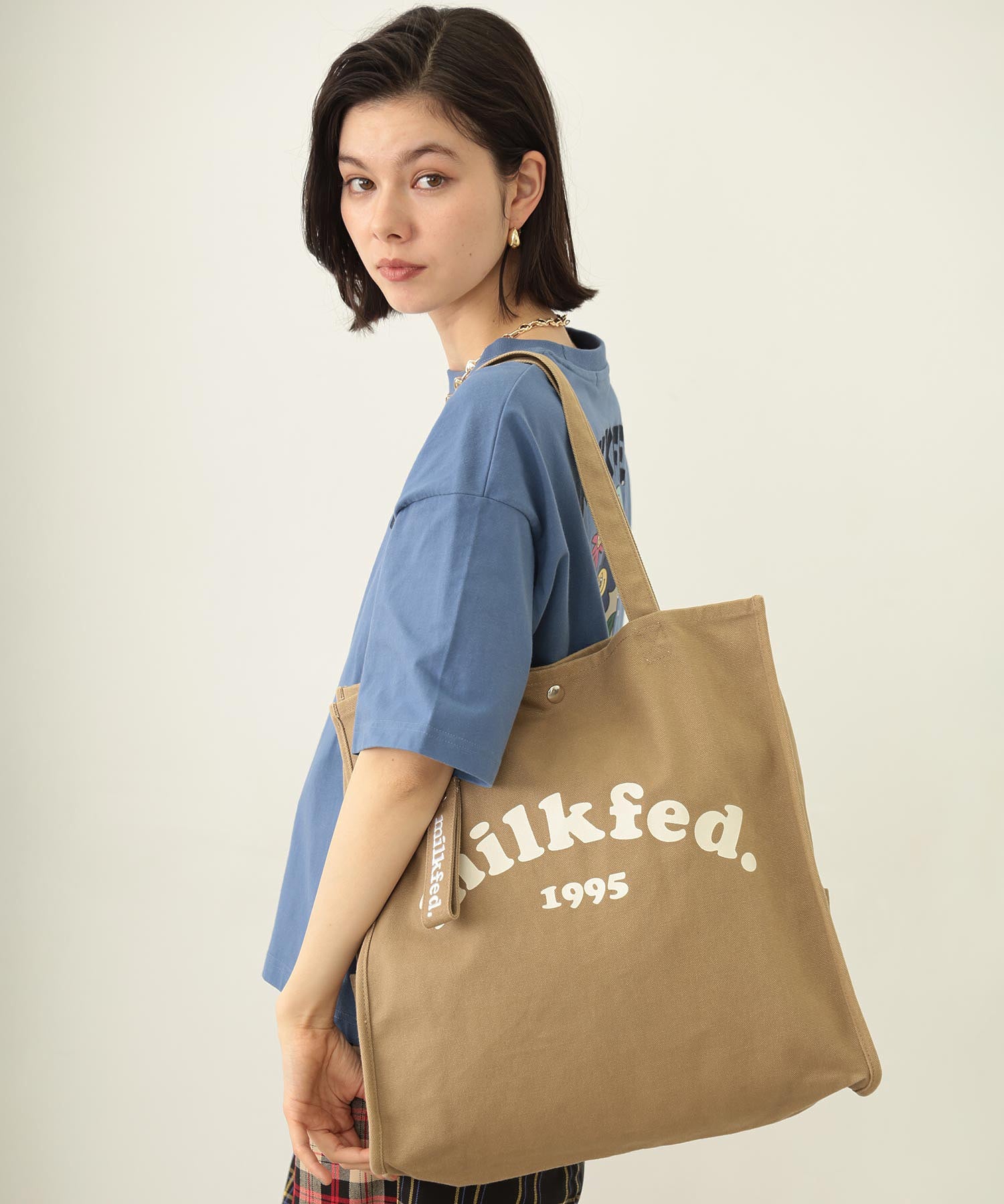 PIPING SQUARE TOTE COOPER LOGO MILKFED.