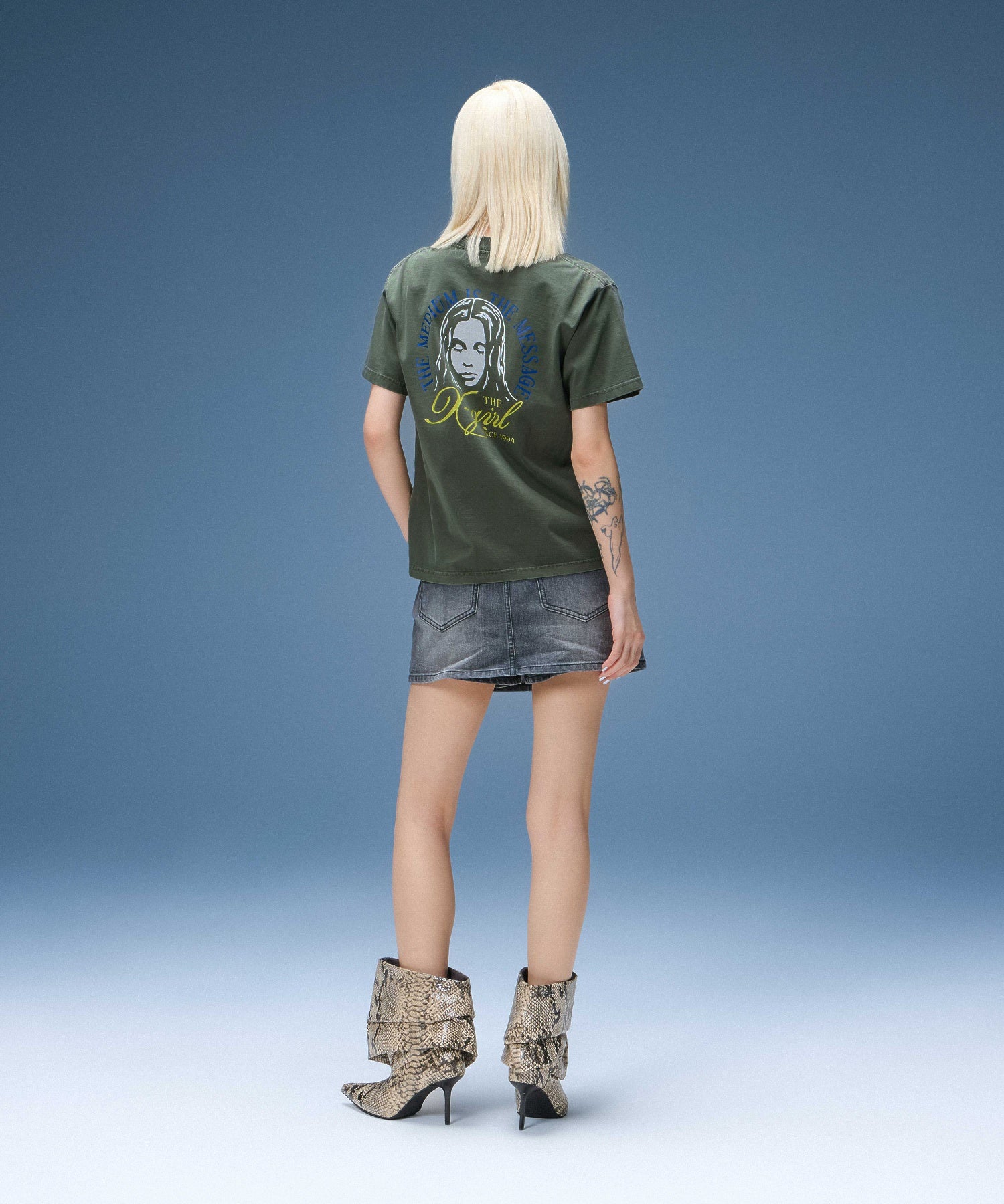 FADED TRI-COLOR FACE S/S TEE