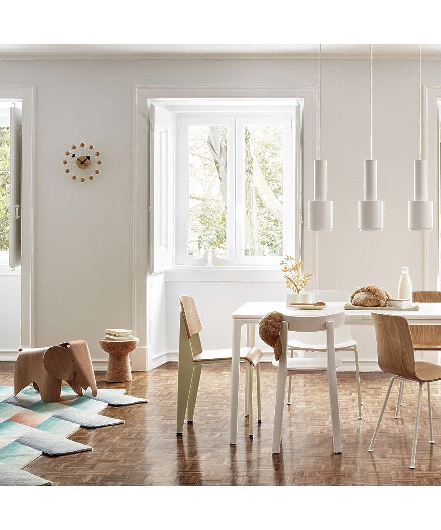 Vitra Ball Clock Braass Cherry