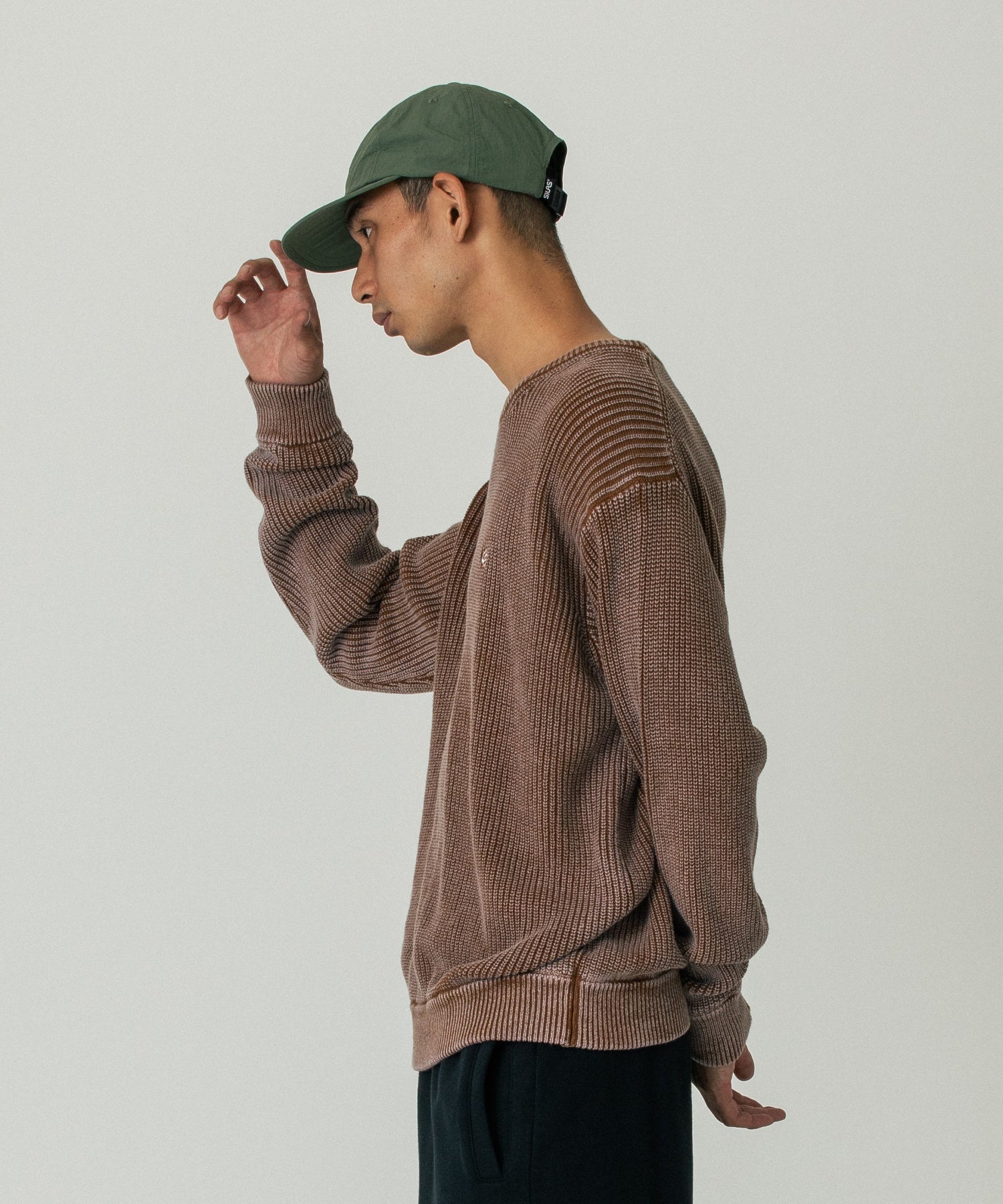 SULFUR DYED CREW NECK KNIT