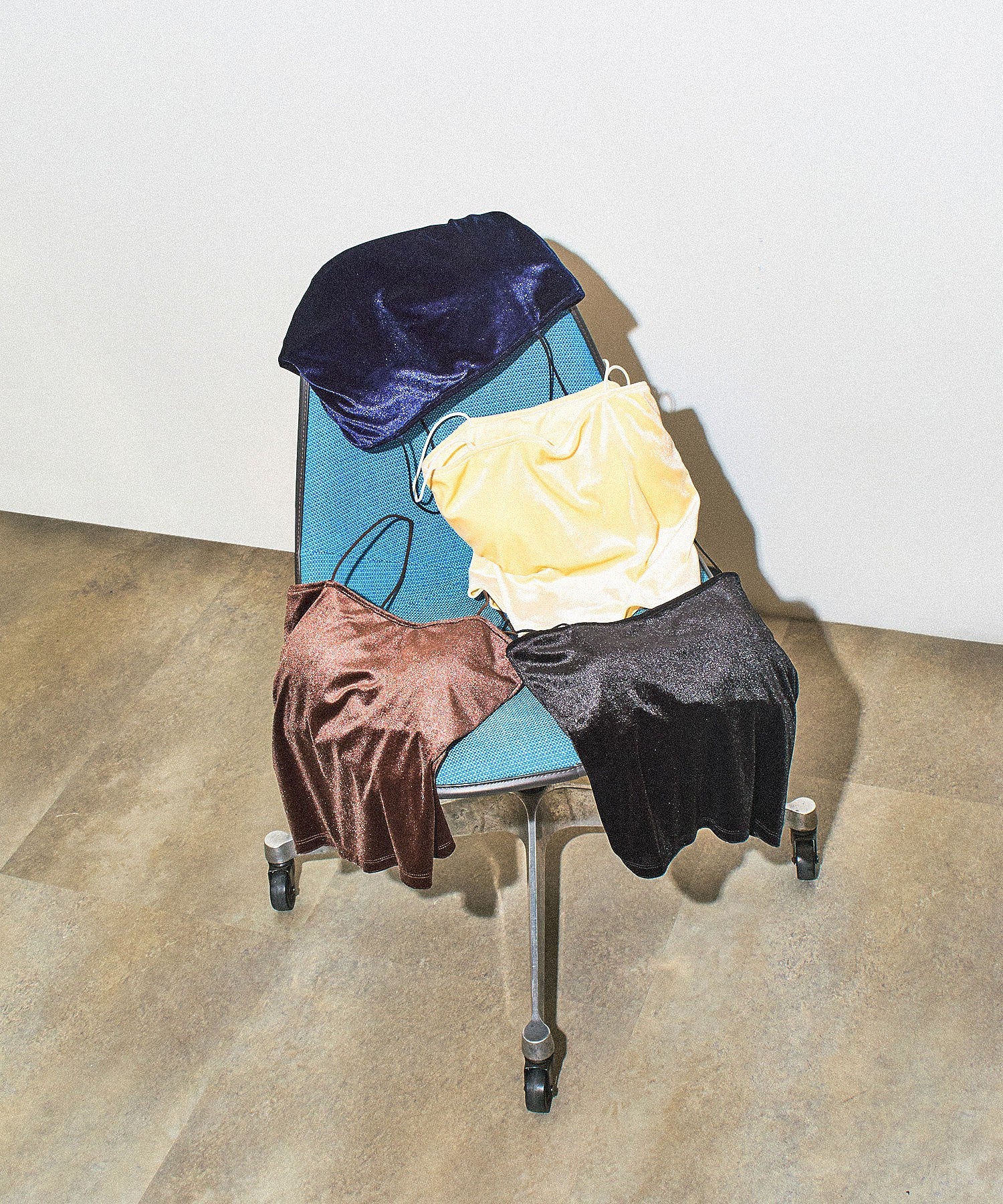 VELOUR CUP CAMISOLE