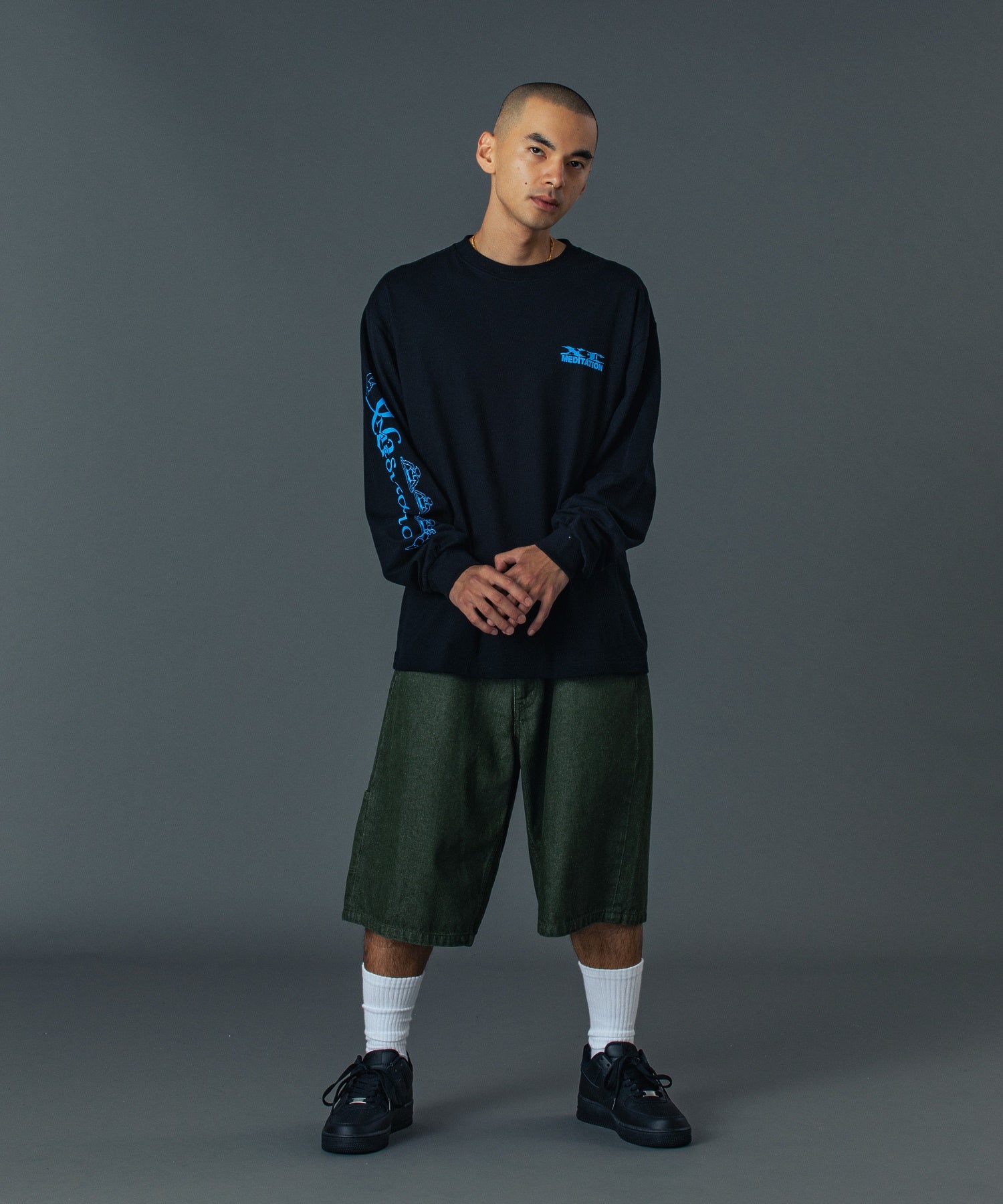 STITCHED LOGO DENIM SHORTS