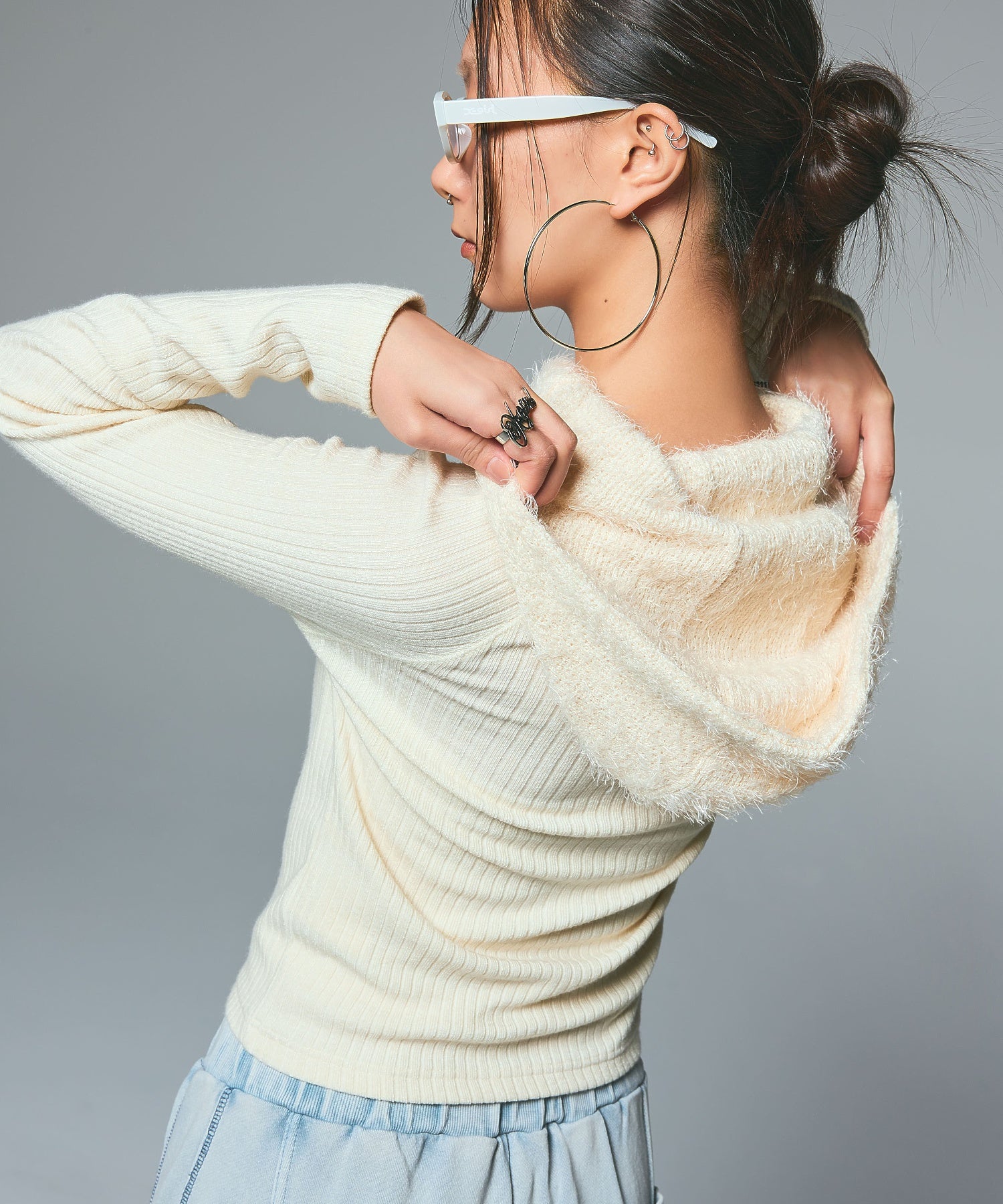 HAIRY HOODED HALF ZIP TOP