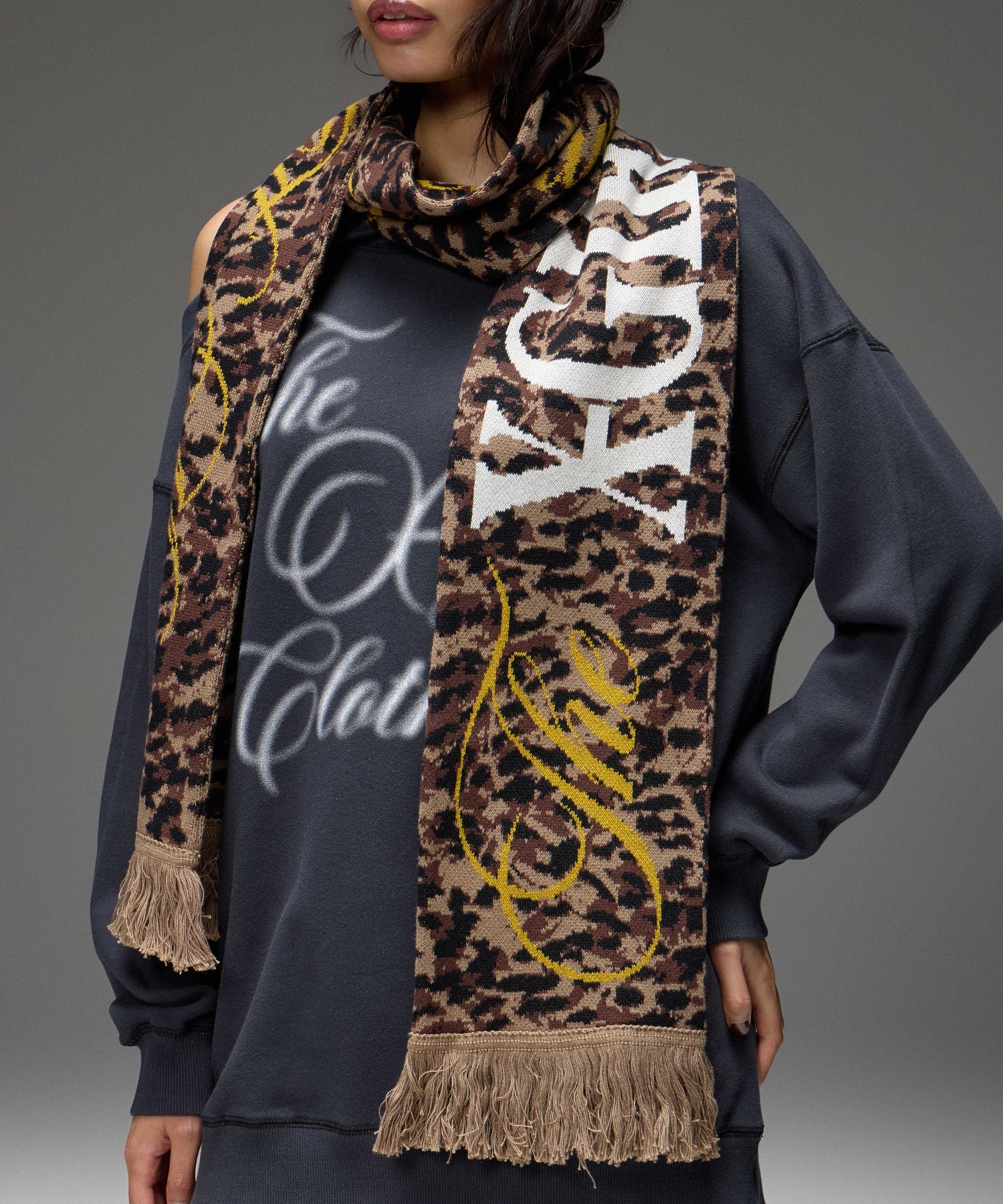 MIXED FONT LOGO KNIT SCARF