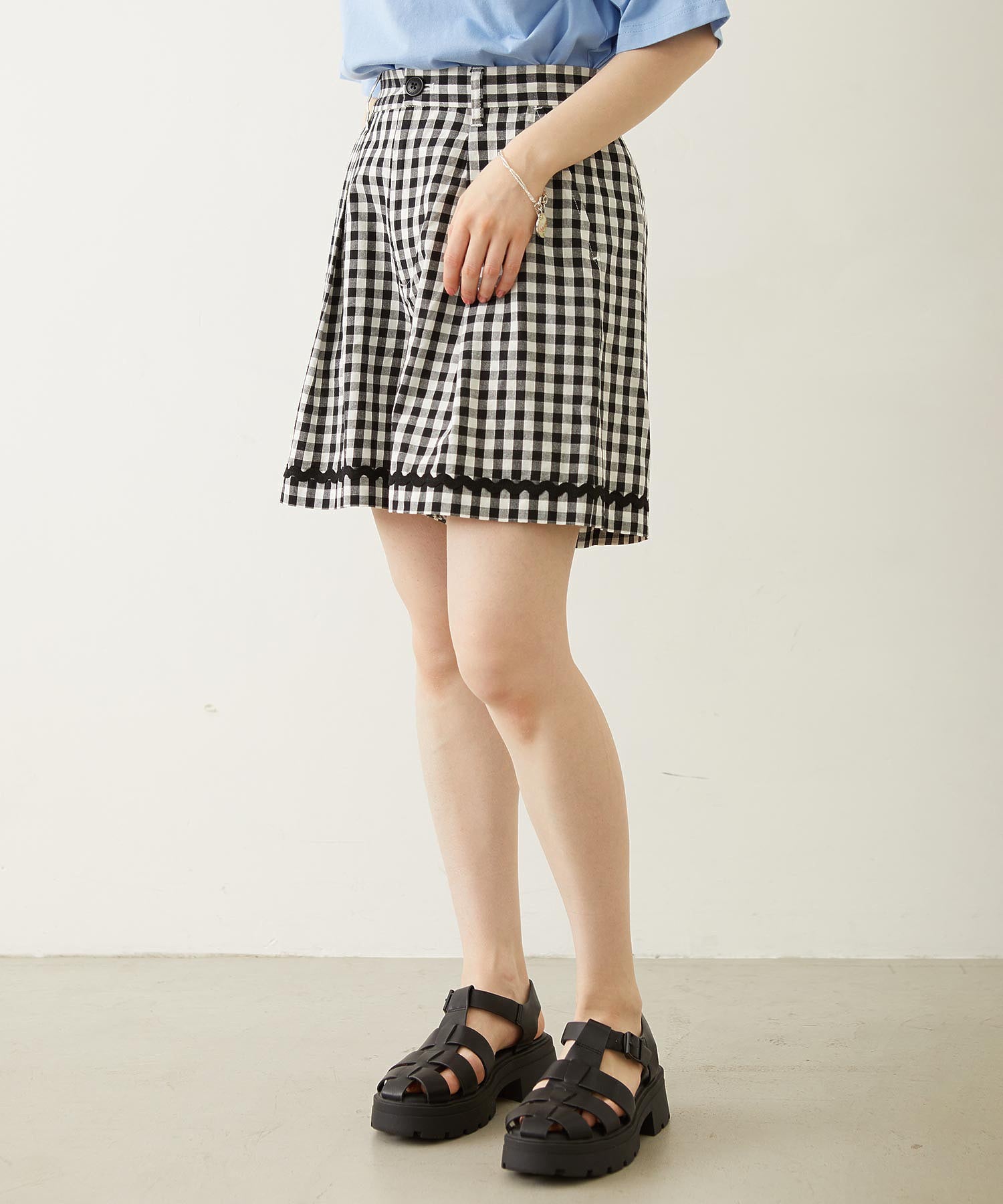 TRIMMED GINGHAM CHECK SHORTS