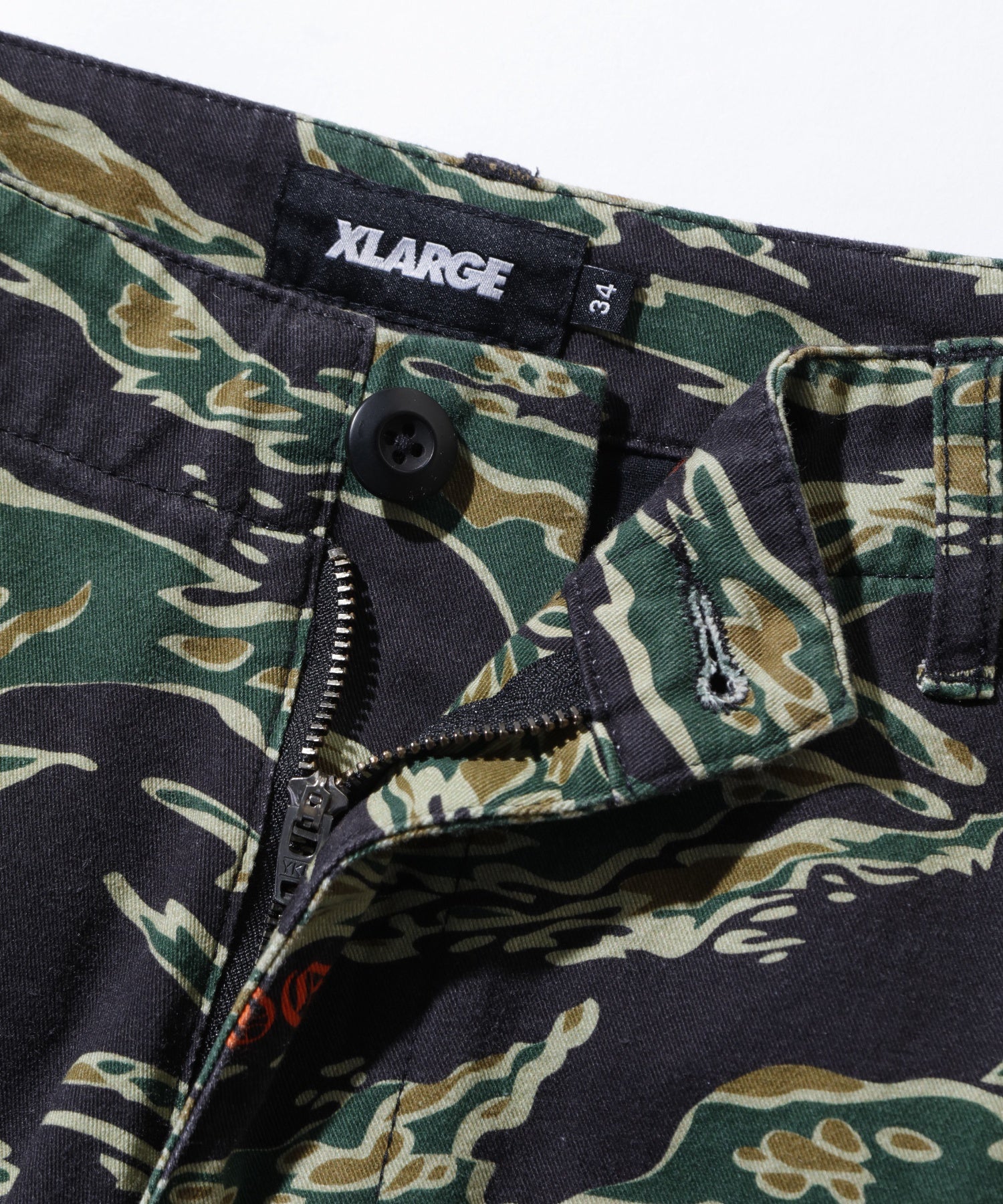 CAMO CARGO PANTS