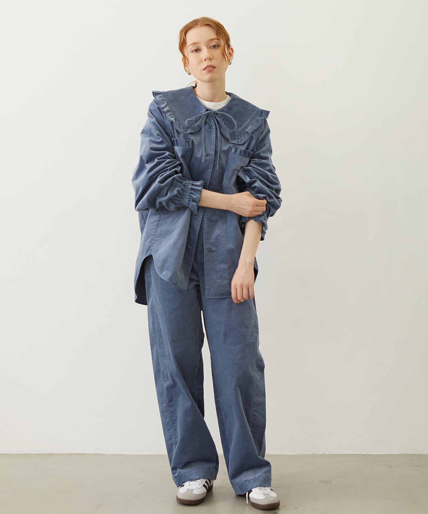 BIG COLLAR CORDUROY SHIRT