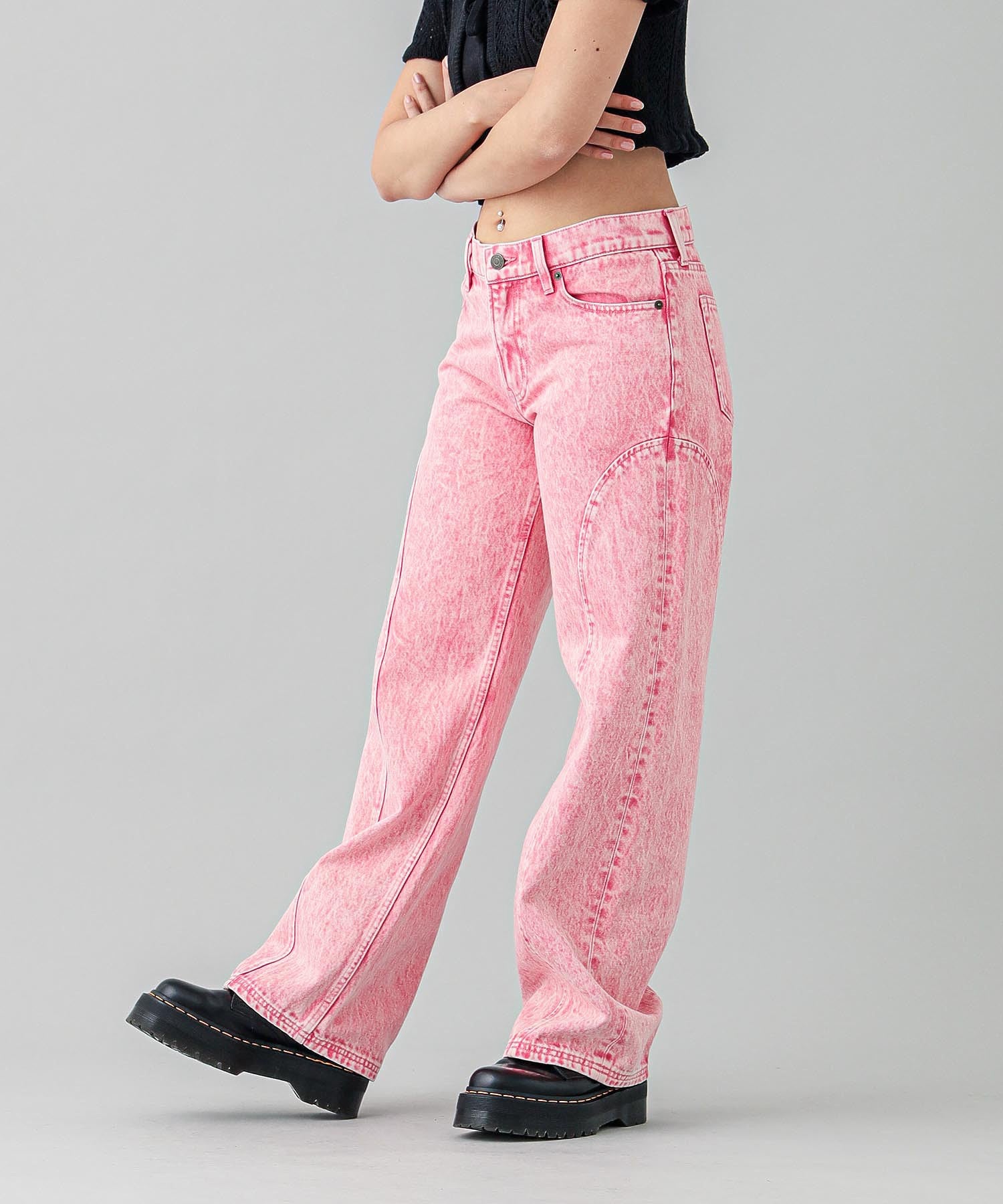 SEAM STRAIGHT LEG PANTS