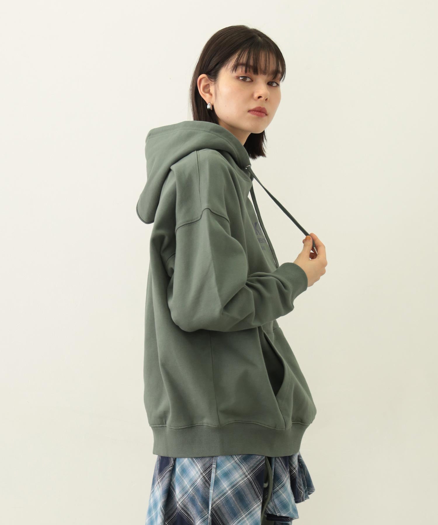 STENCIL LOGO WIDE SWEAT HOODIE