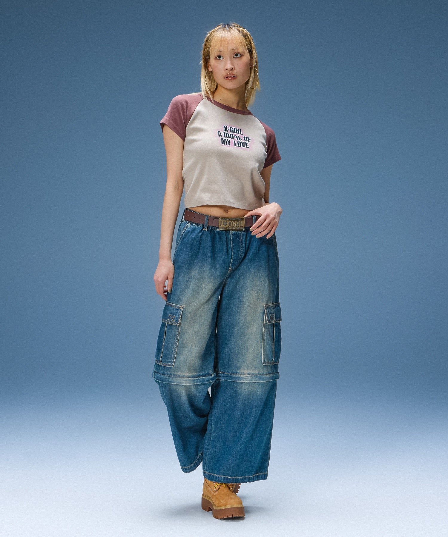 SPRAY AND EMBROIDERY LOGO RAGLAN S/S BABY TEE