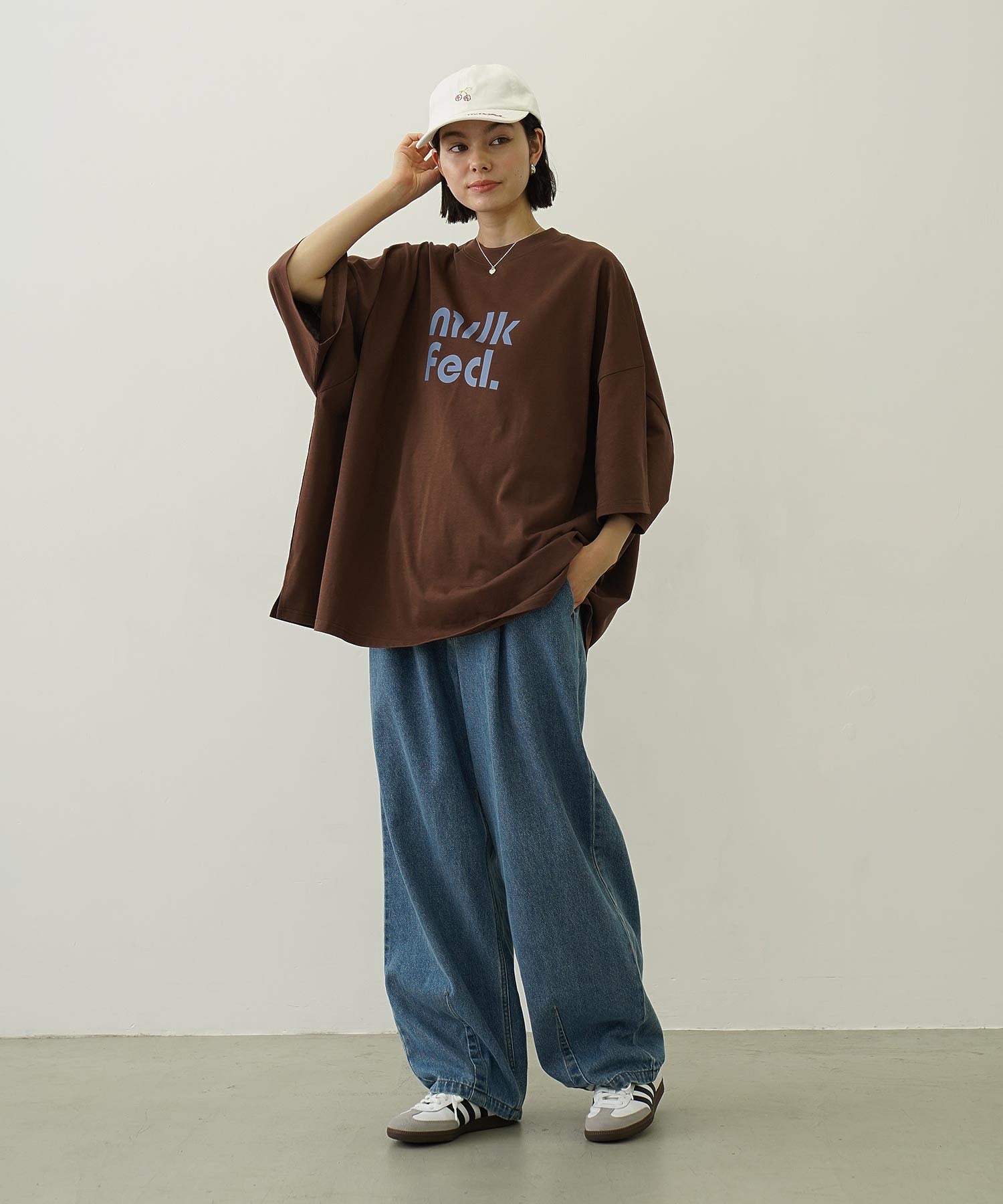 CUT OUT LOGO BIG S/S TOP