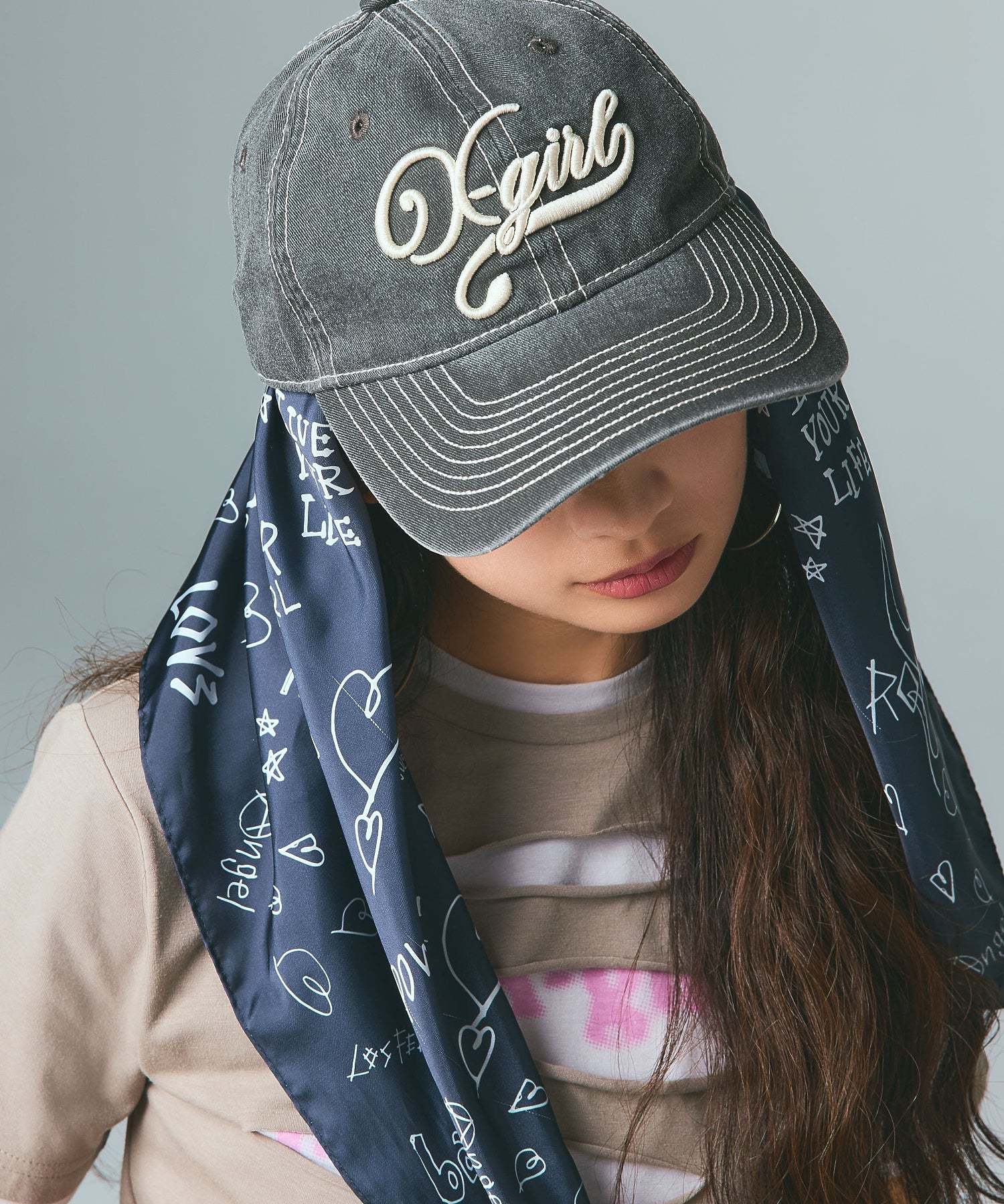GRAFFITI SCARF