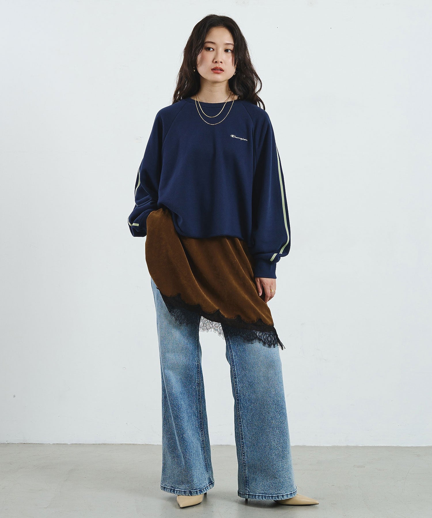 【Champion別注】SIDE LINE SWEAT