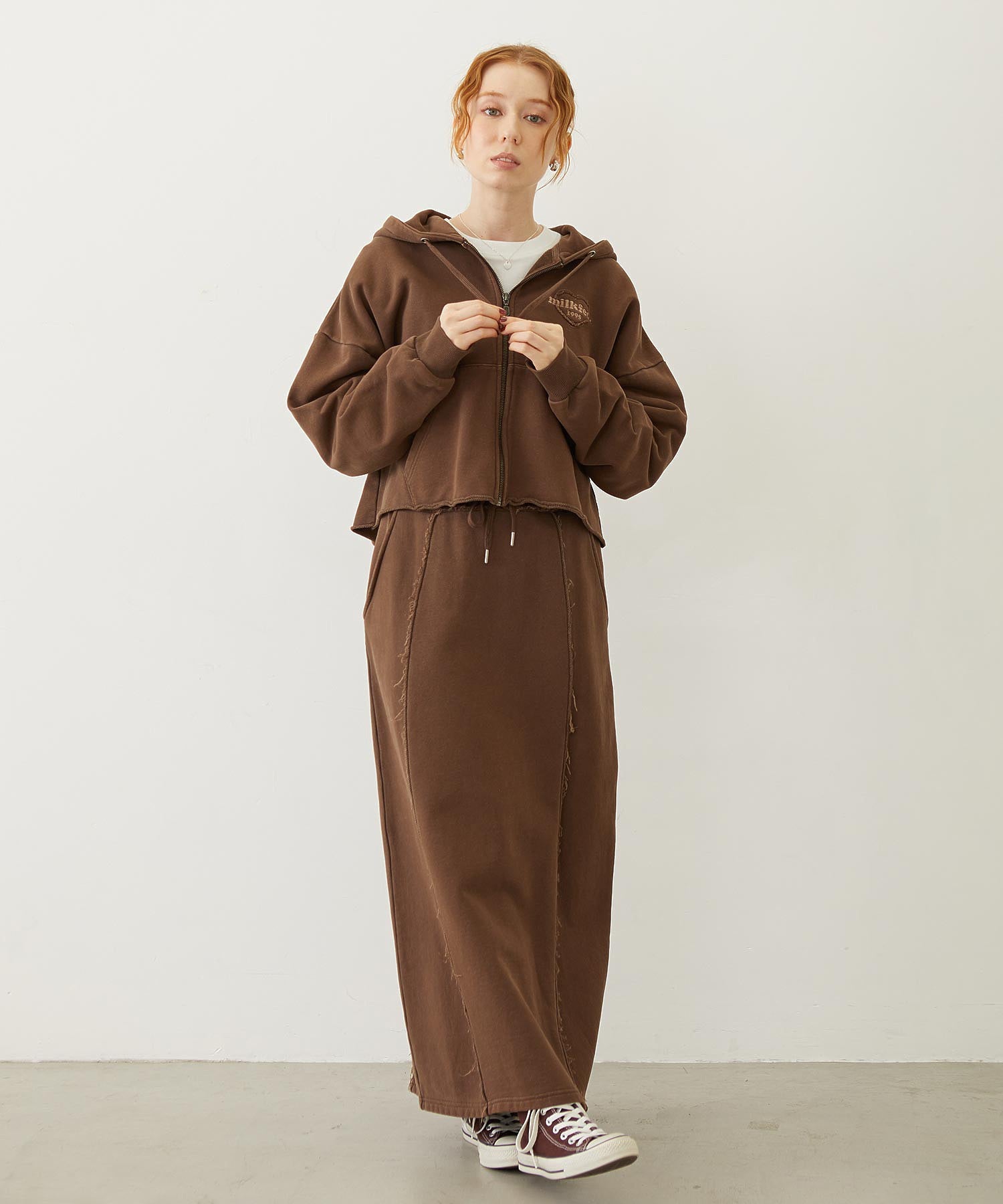 HEART MOTIF FADED CROPPED ZIP UP HOODIE