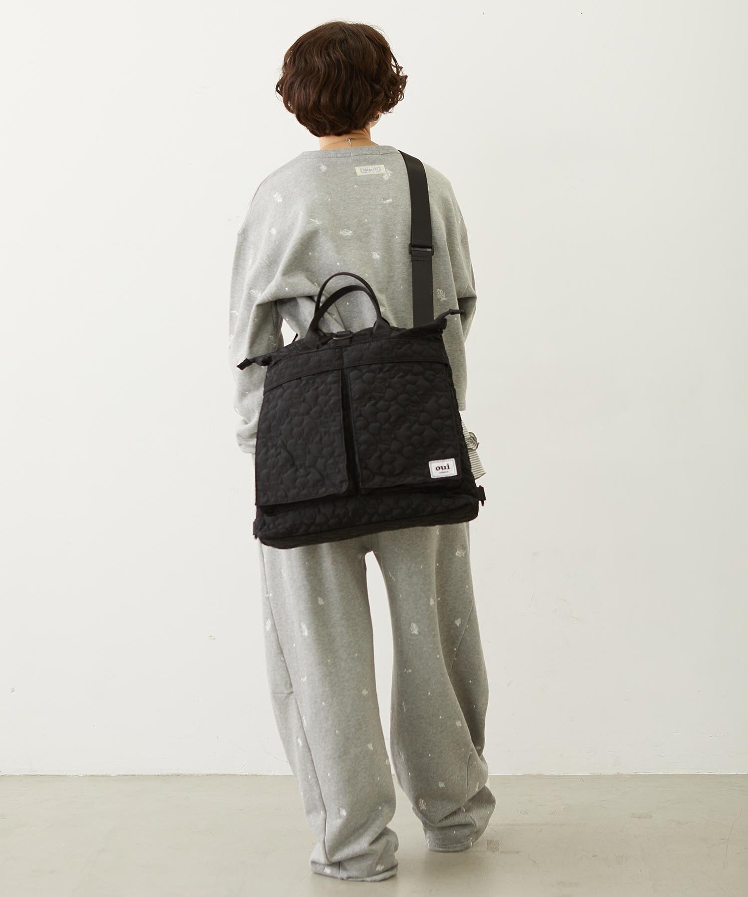 CHERRY QUILTED HELMET BAG