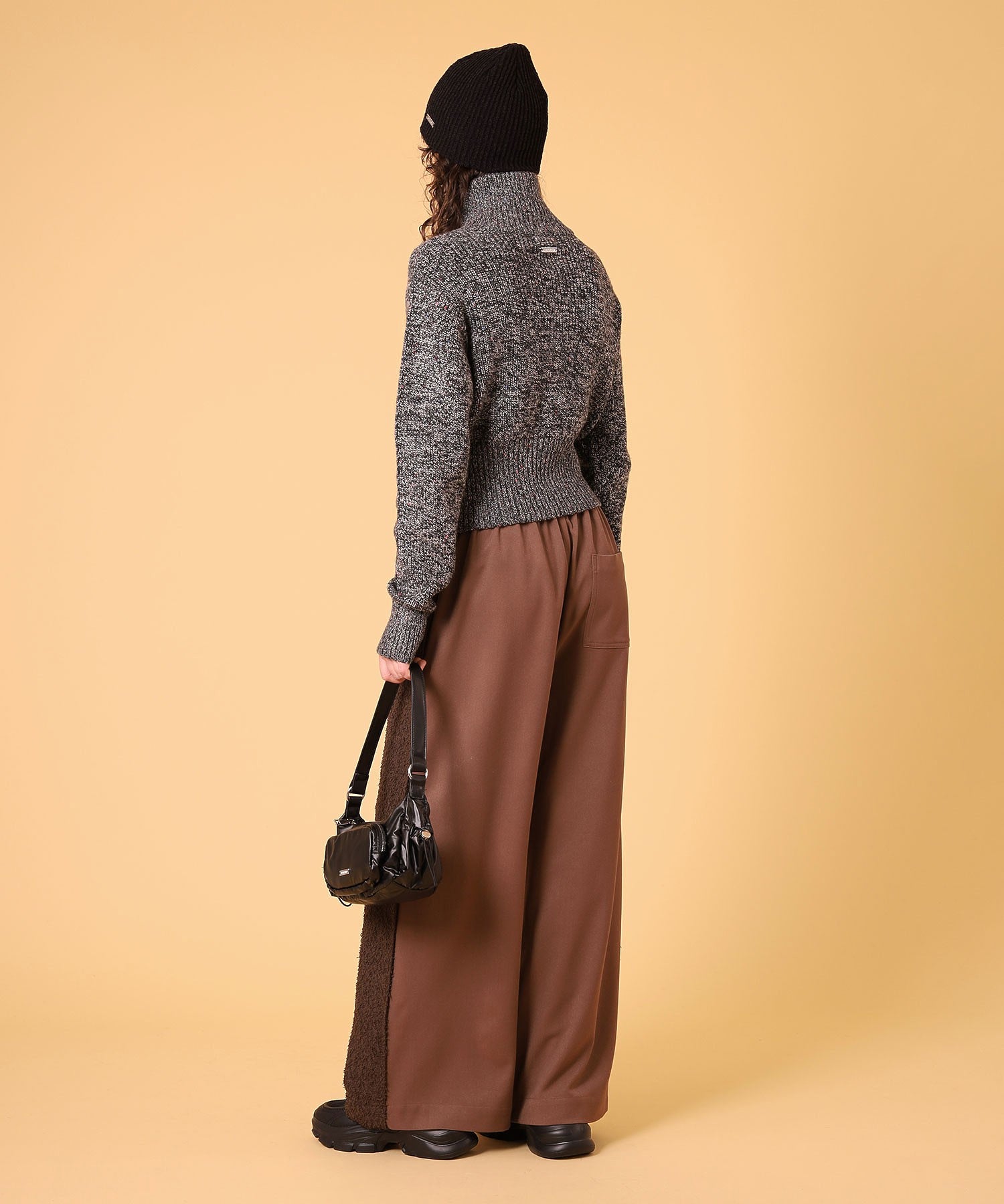 ネップジップアップセーター