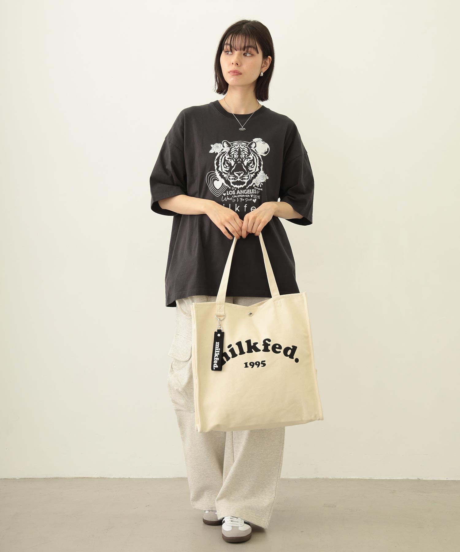 PIPING SQUARE TOTE COOPER LOGO MILKFED.