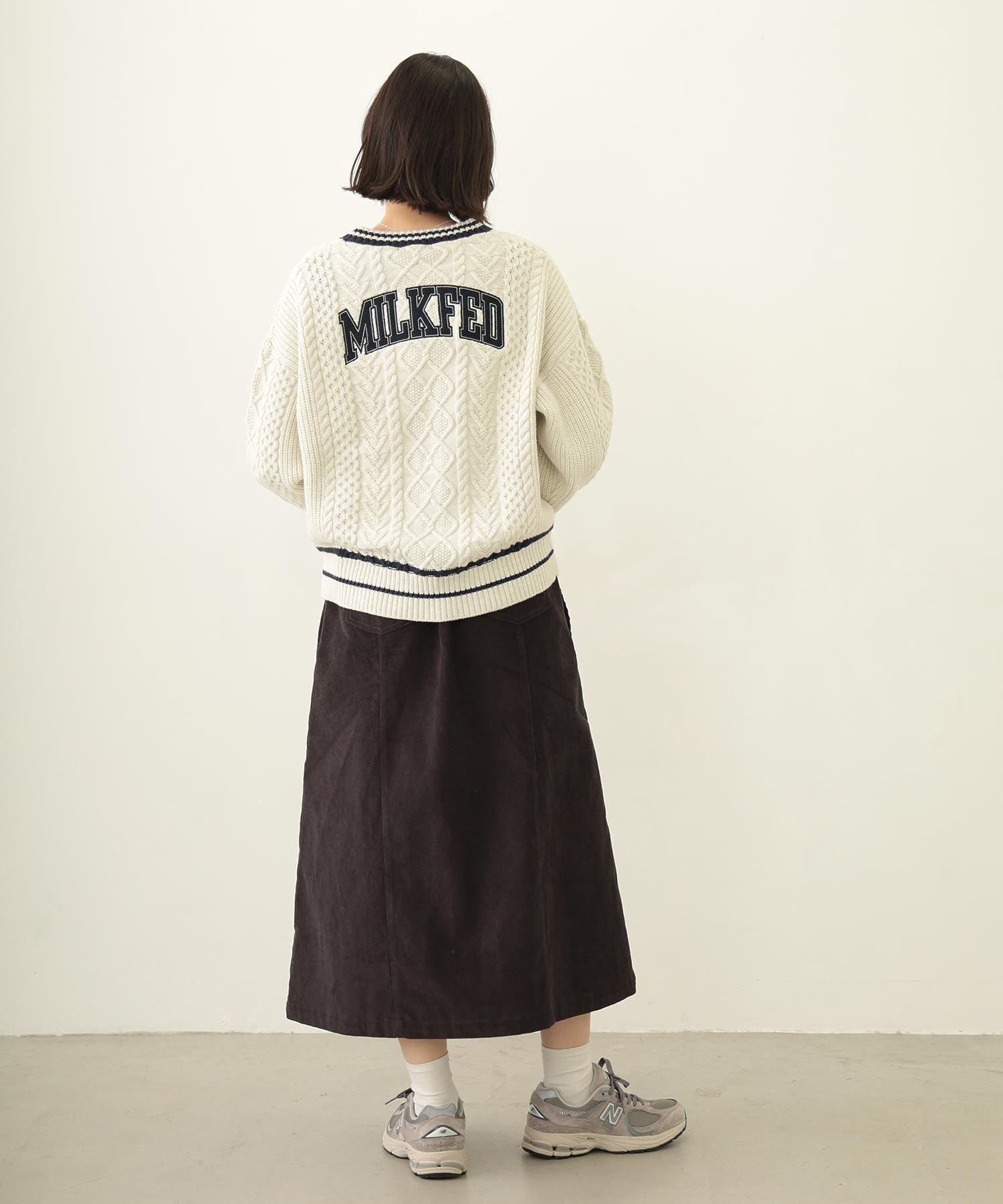 MILKFED. PATCH V-NECK KNIT