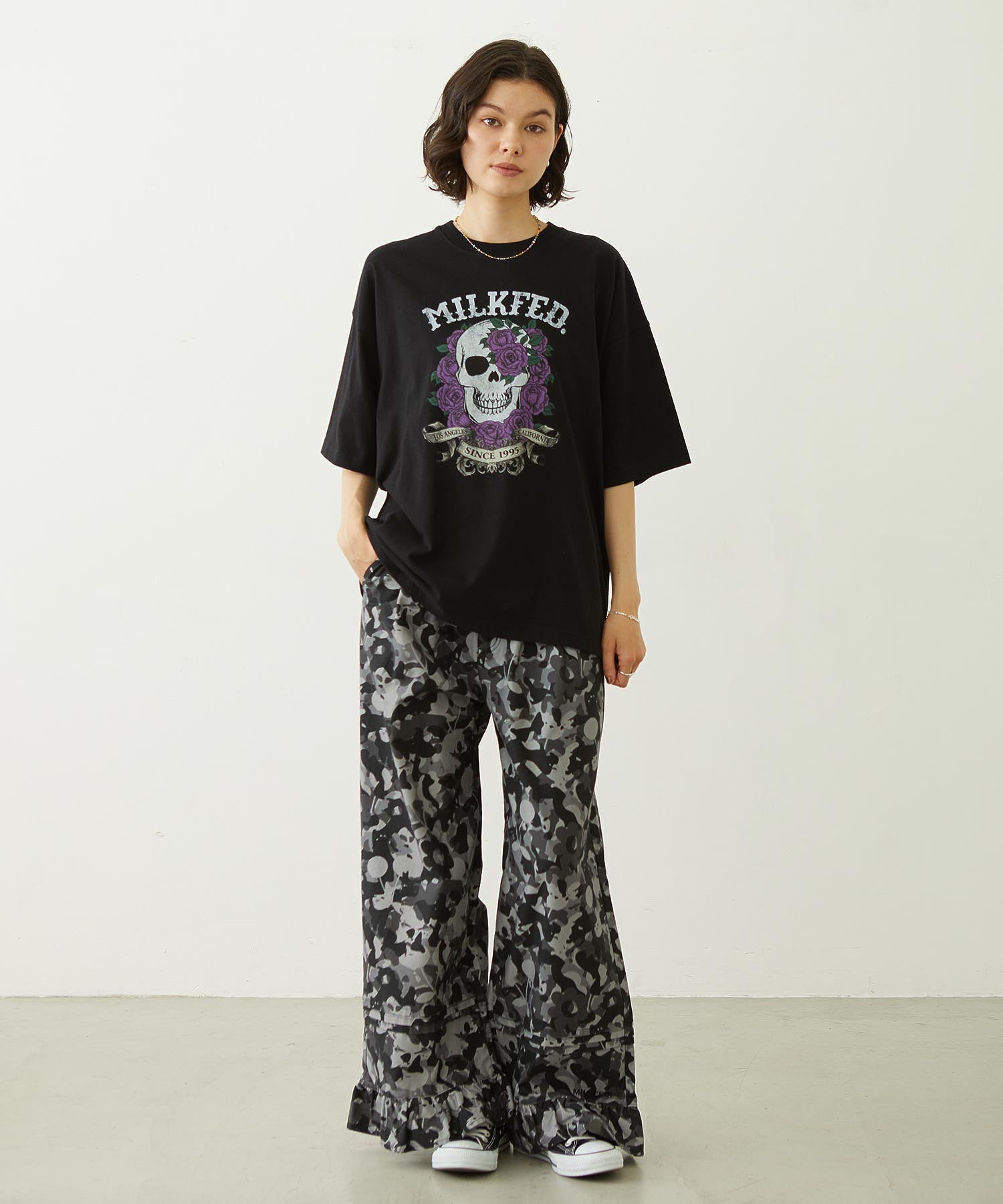 FRILL HEM CAMO PANTS