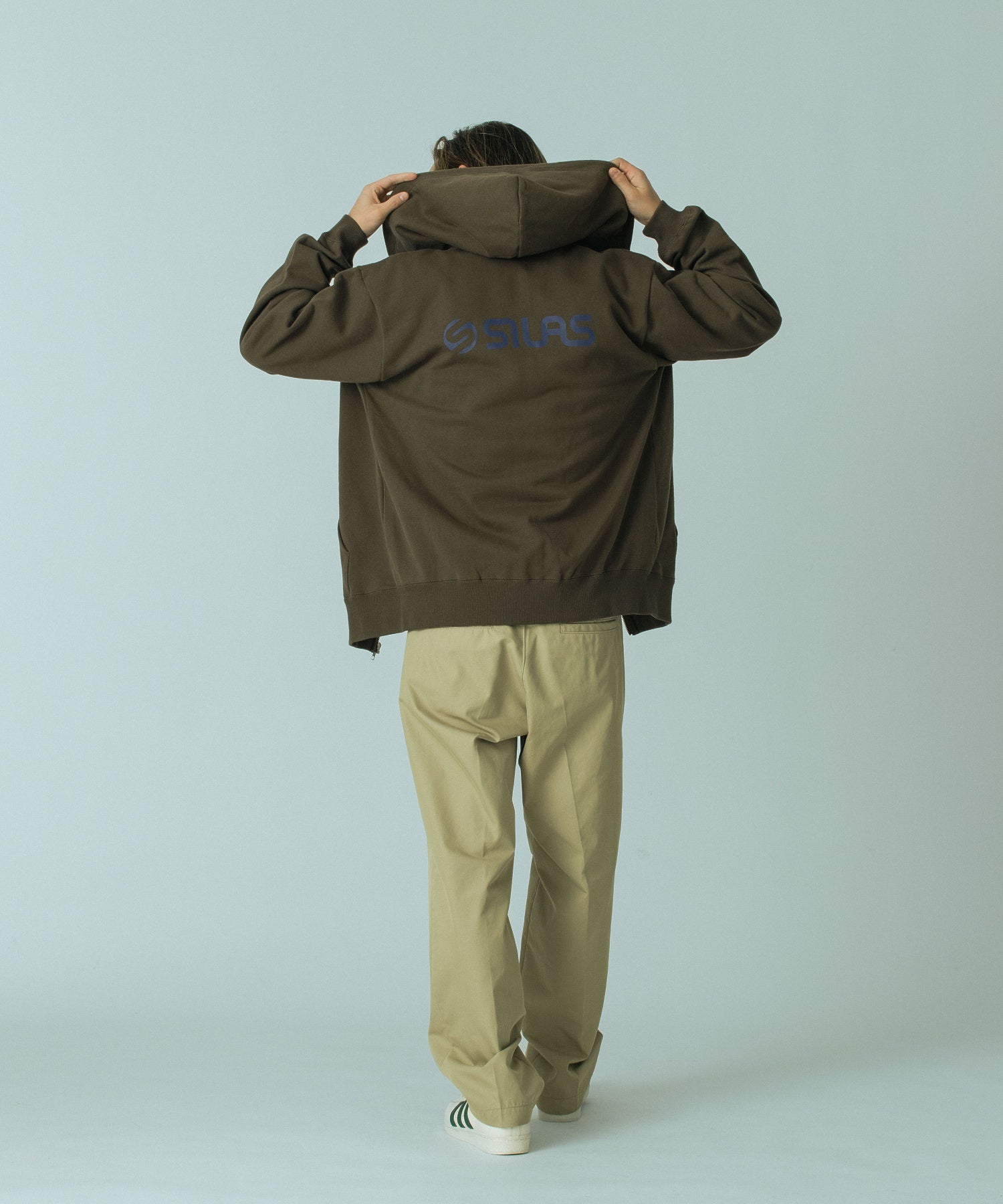 model：H174 着用サイズ：L