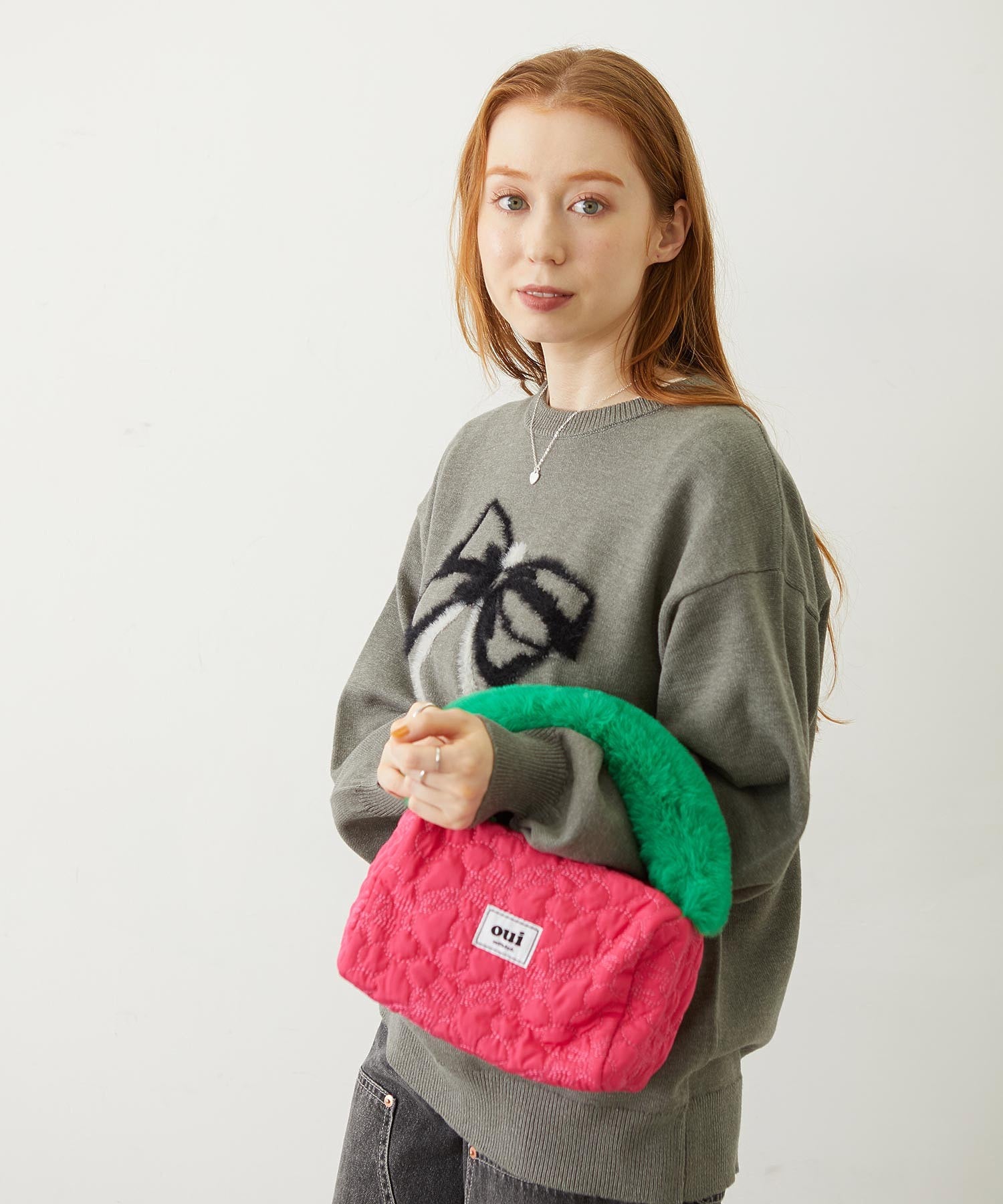 CHERRY QUILTED FUR HANDLE BAG