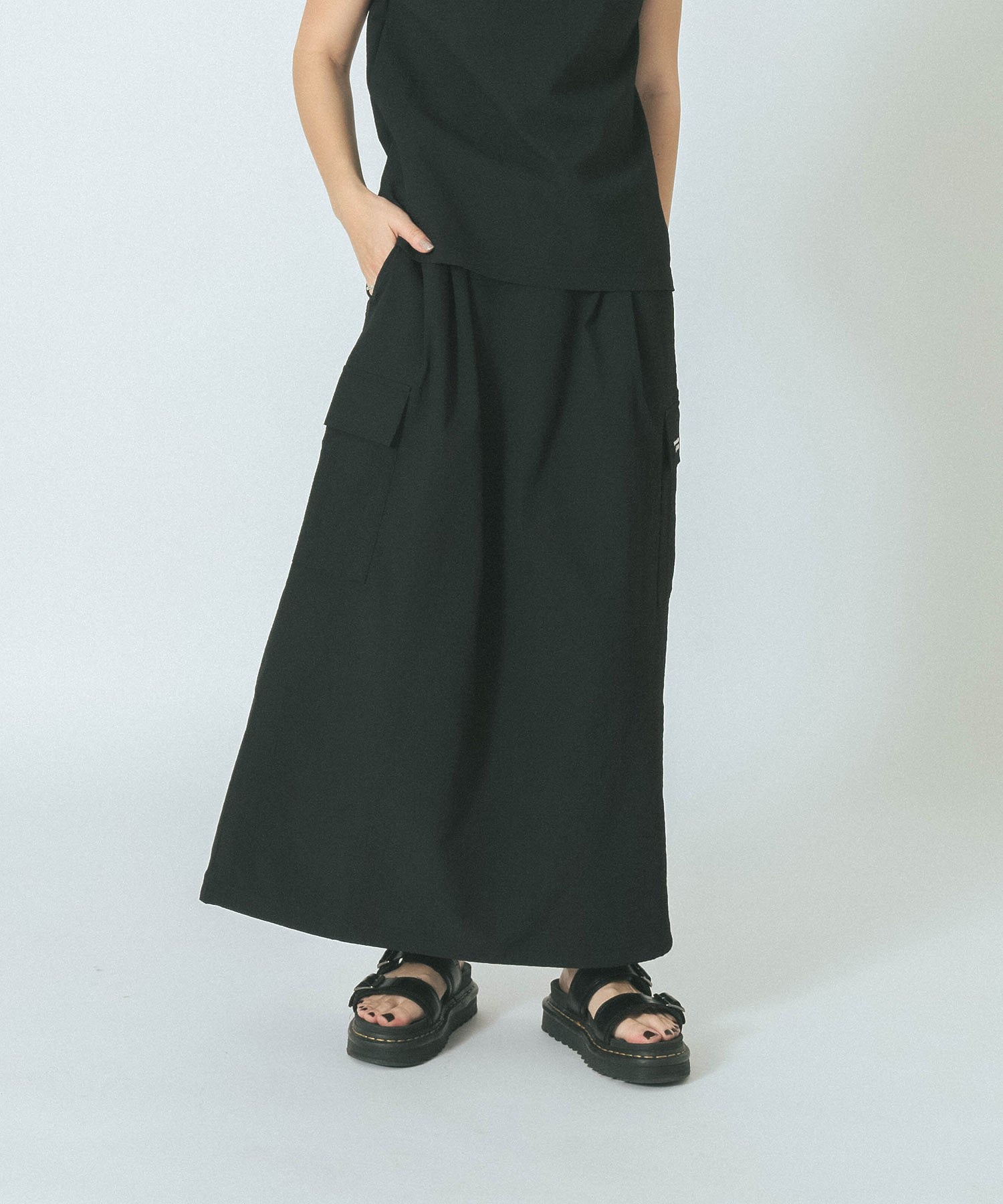 THOUSAND MILE×GENE HEAVENS/FRENCH SLEEVE TOP & MAXI CARGO SKIRT SET UP