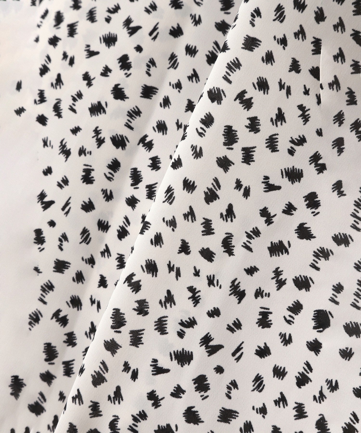 【WEB・一部店舗限定】2WAYフリルブラウス