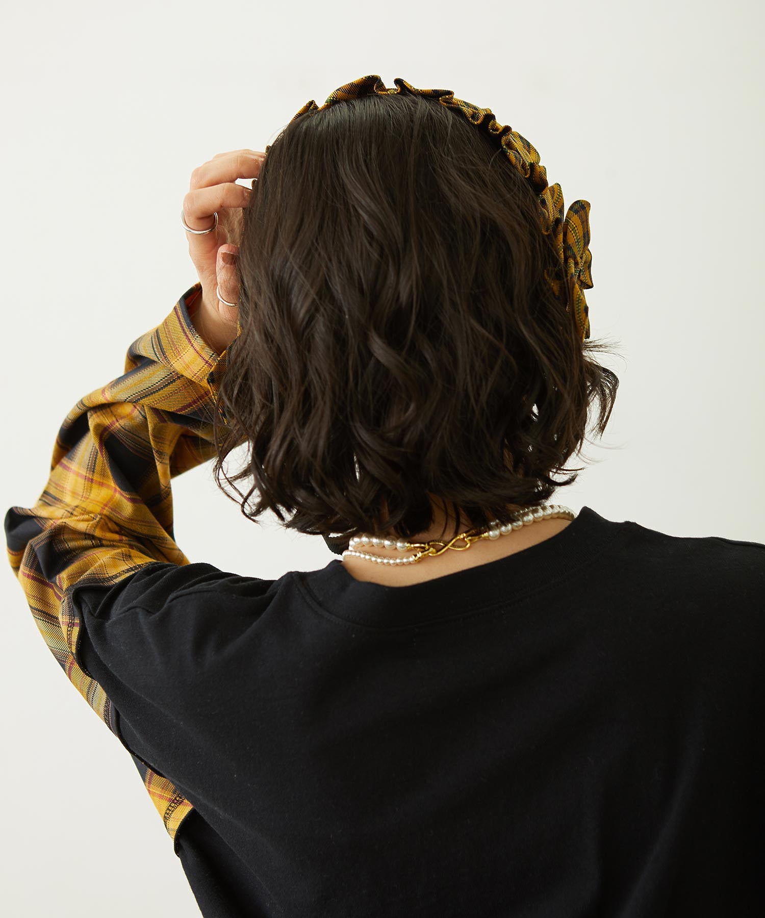 FRILLED TARTAN EARMUFFS