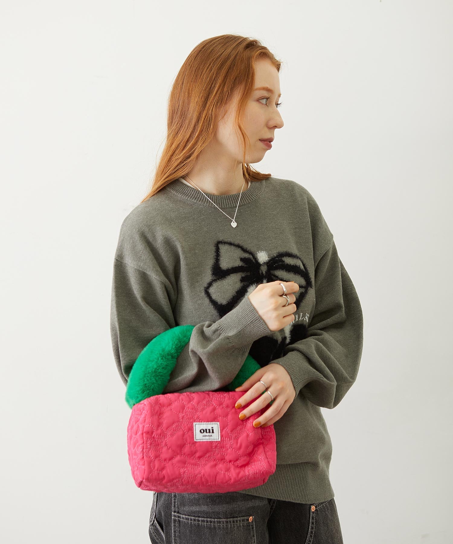 CHERRY QUILTED FUR HANDLE BAG