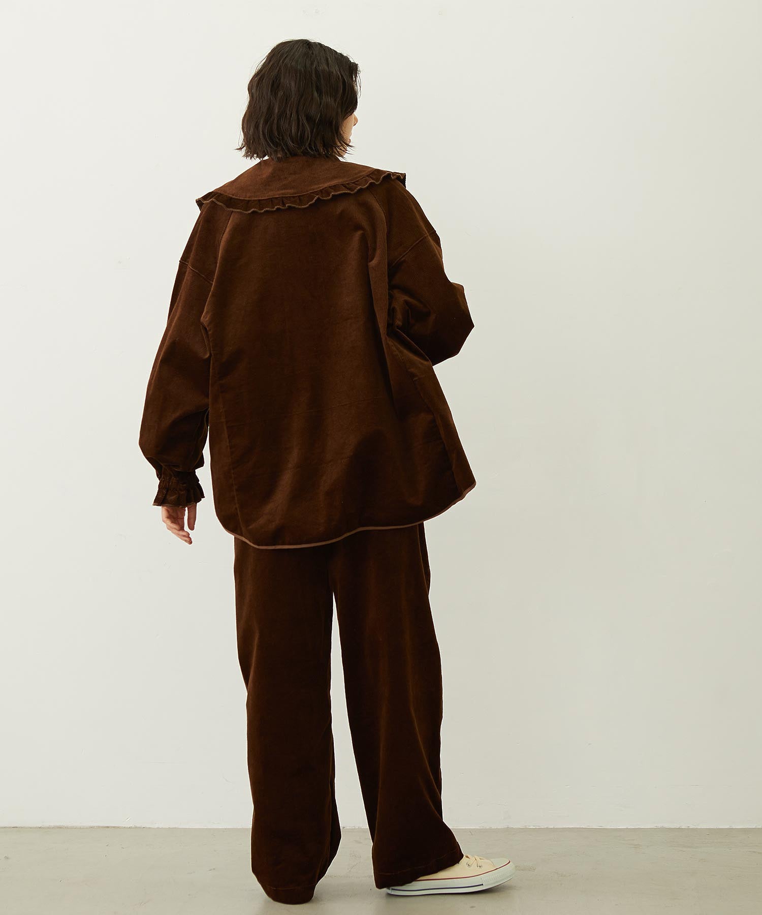 BIG COLLAR CORDUROY SHIRT