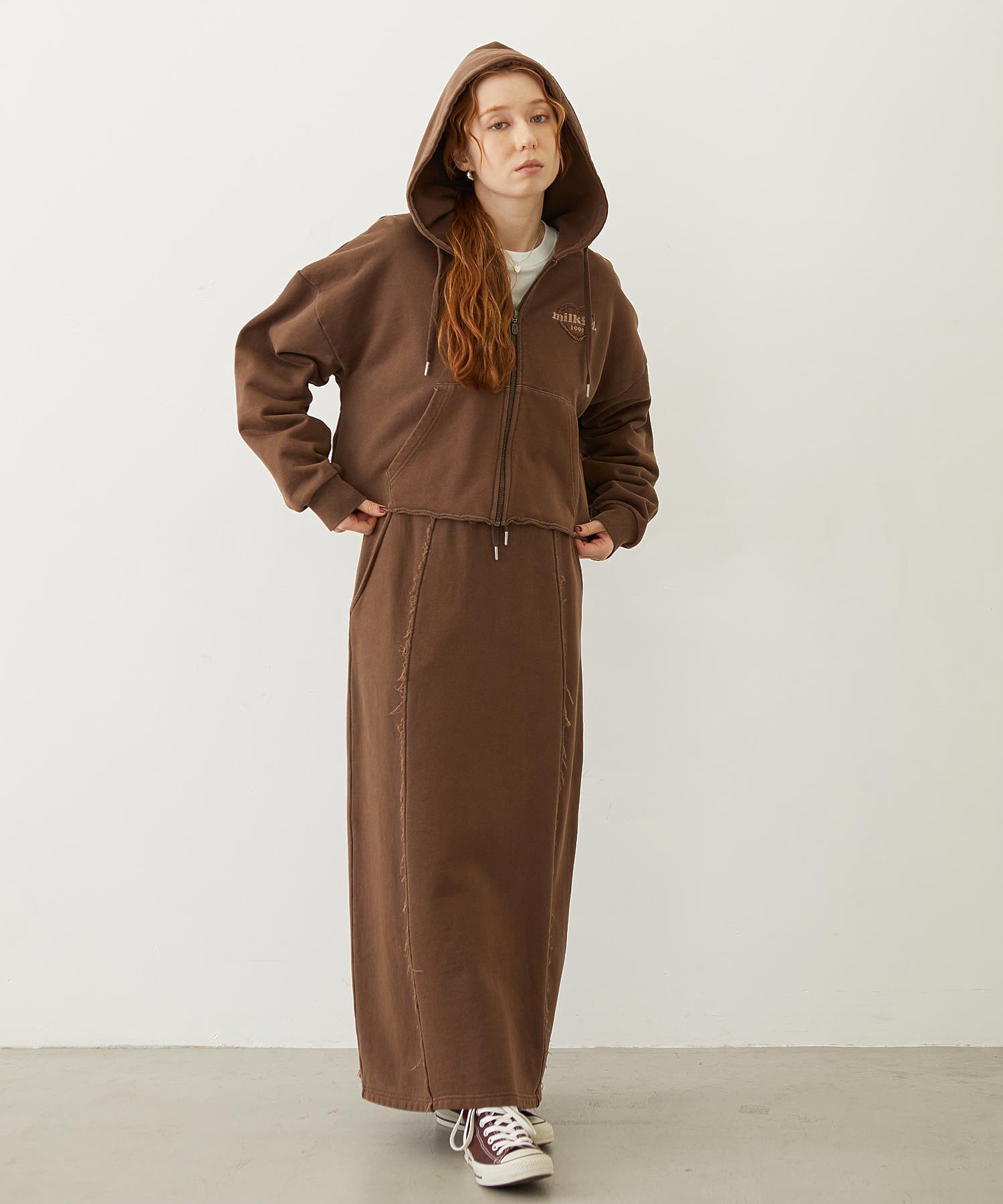 HEART MOTIF FADED CROPPED ZIP UP HOODIE