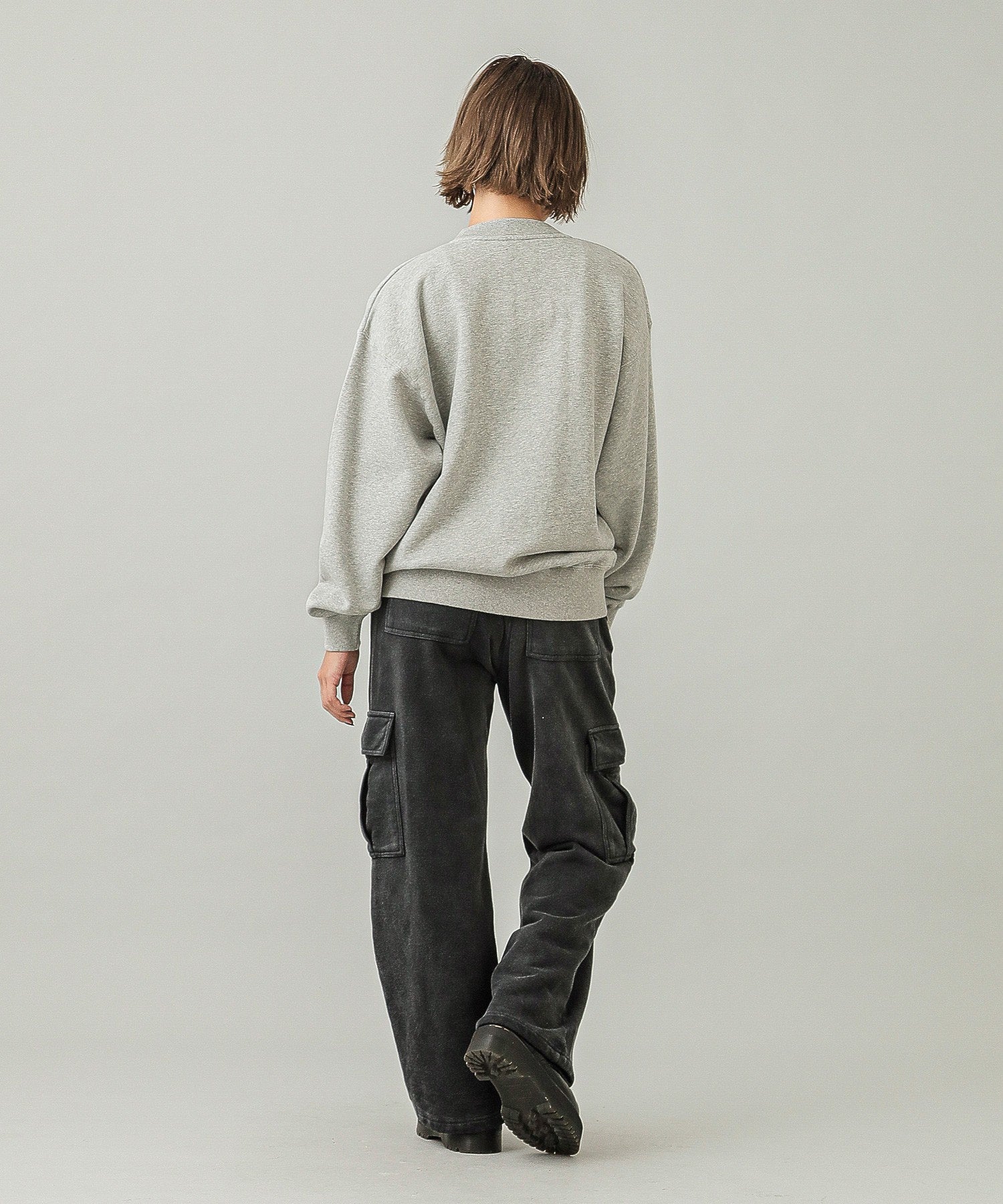 LOOSE FIT SWEAT CARGO PANTS