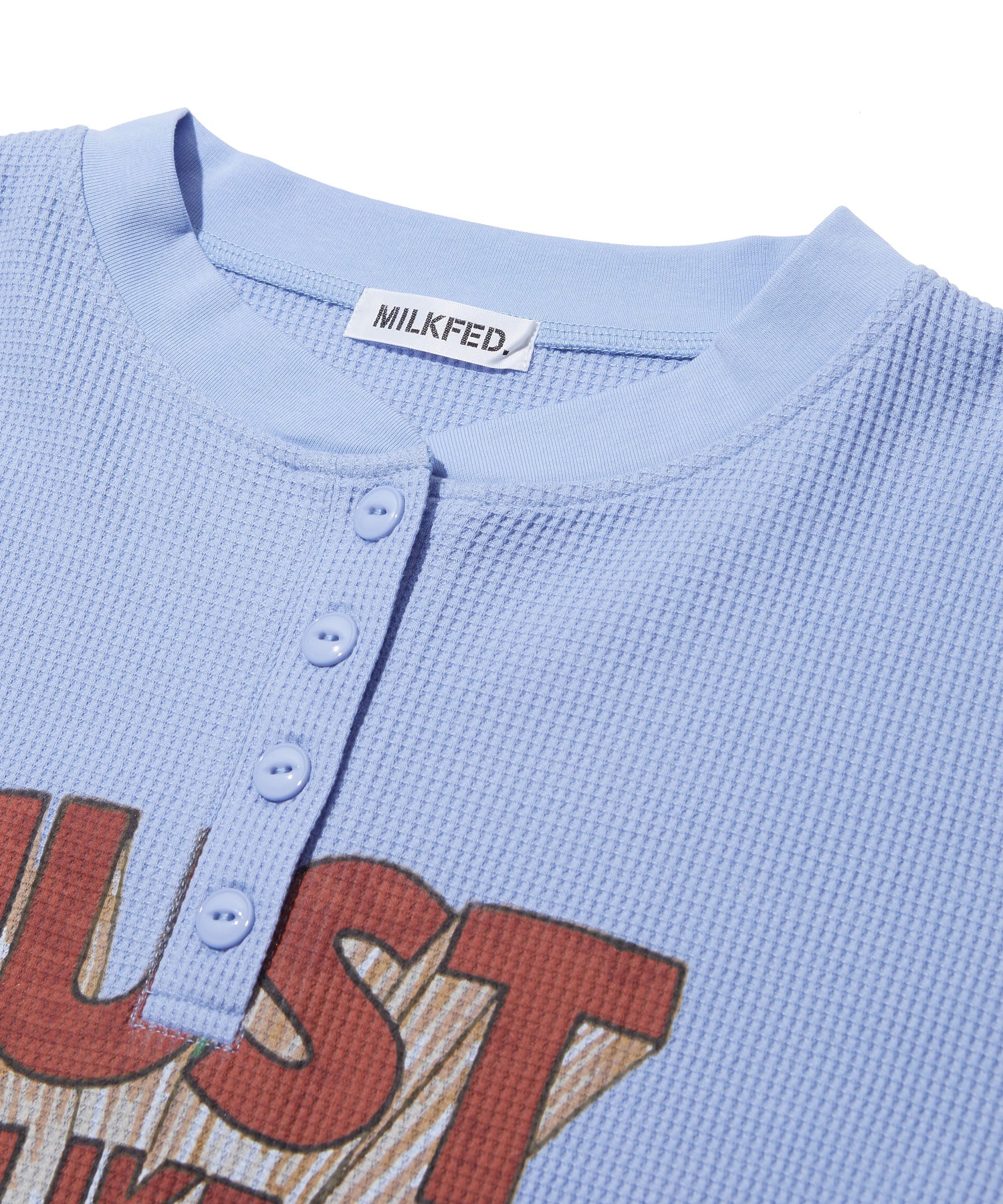 HENLEY NECK GRAPHIC L/S TOP