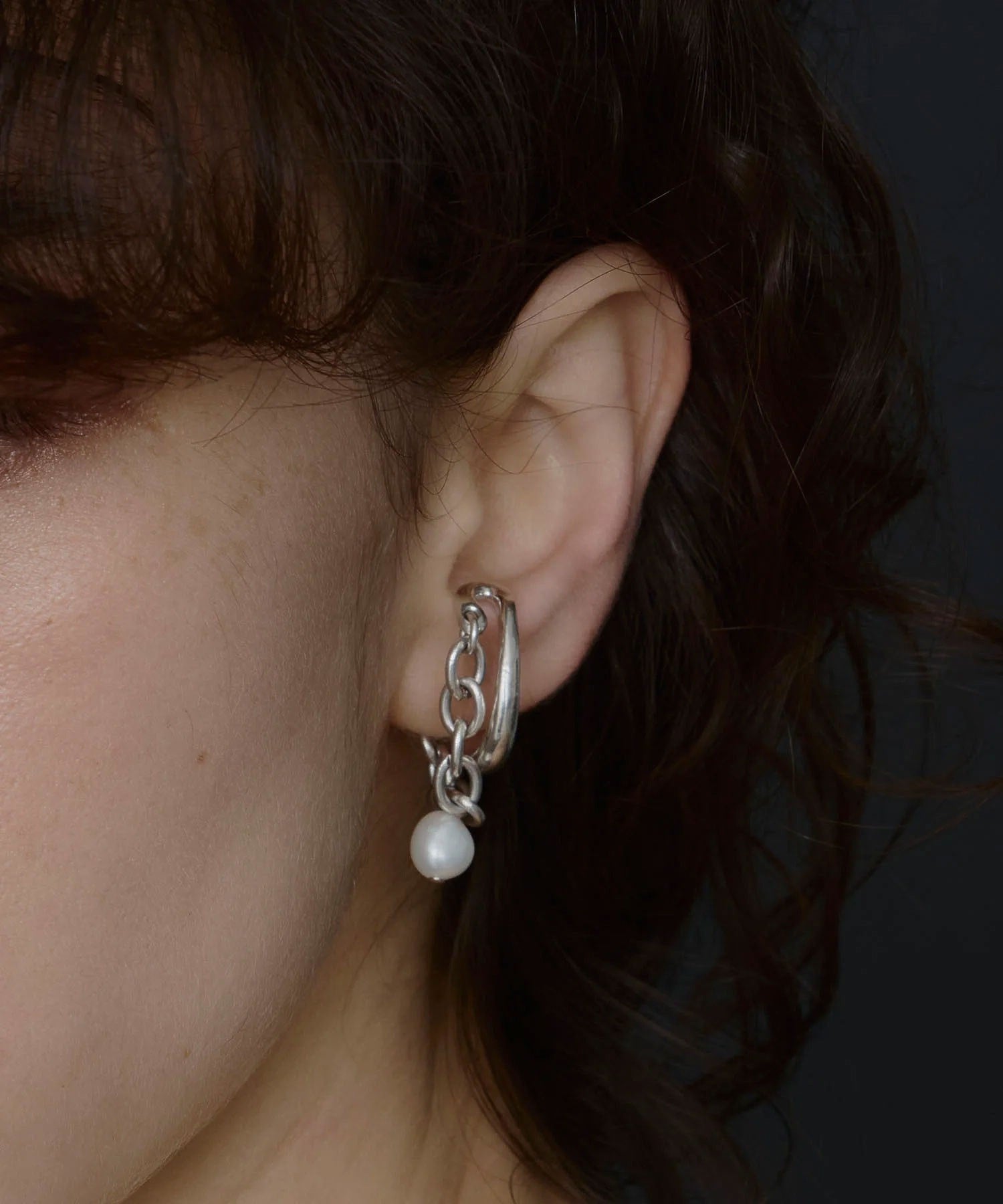 loni/IVY PEARL CHAIN RING