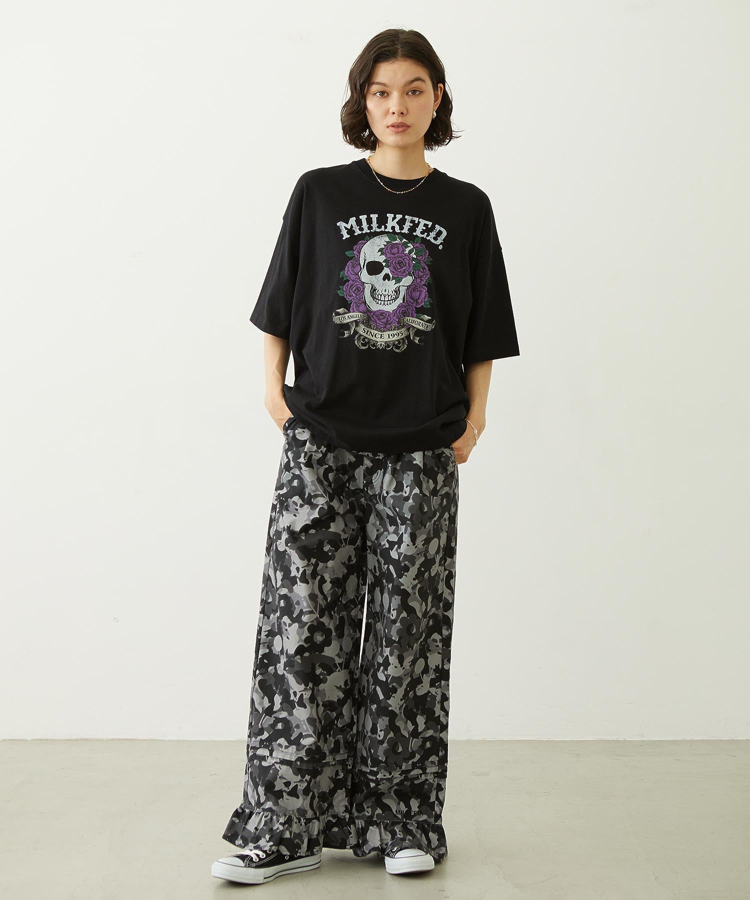 FRILL HEM CAMO PANTS