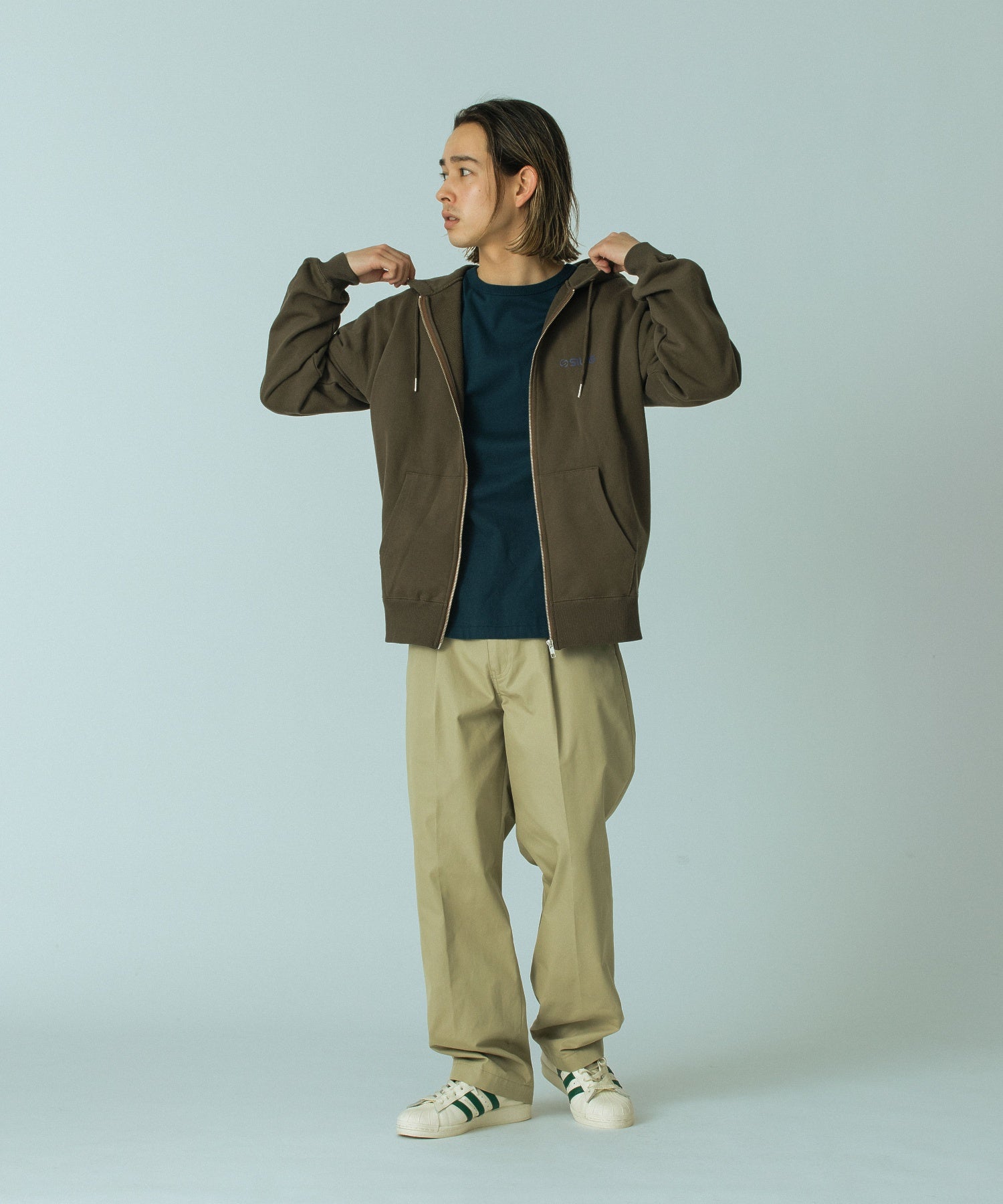 model：H174 着用サイズ：L