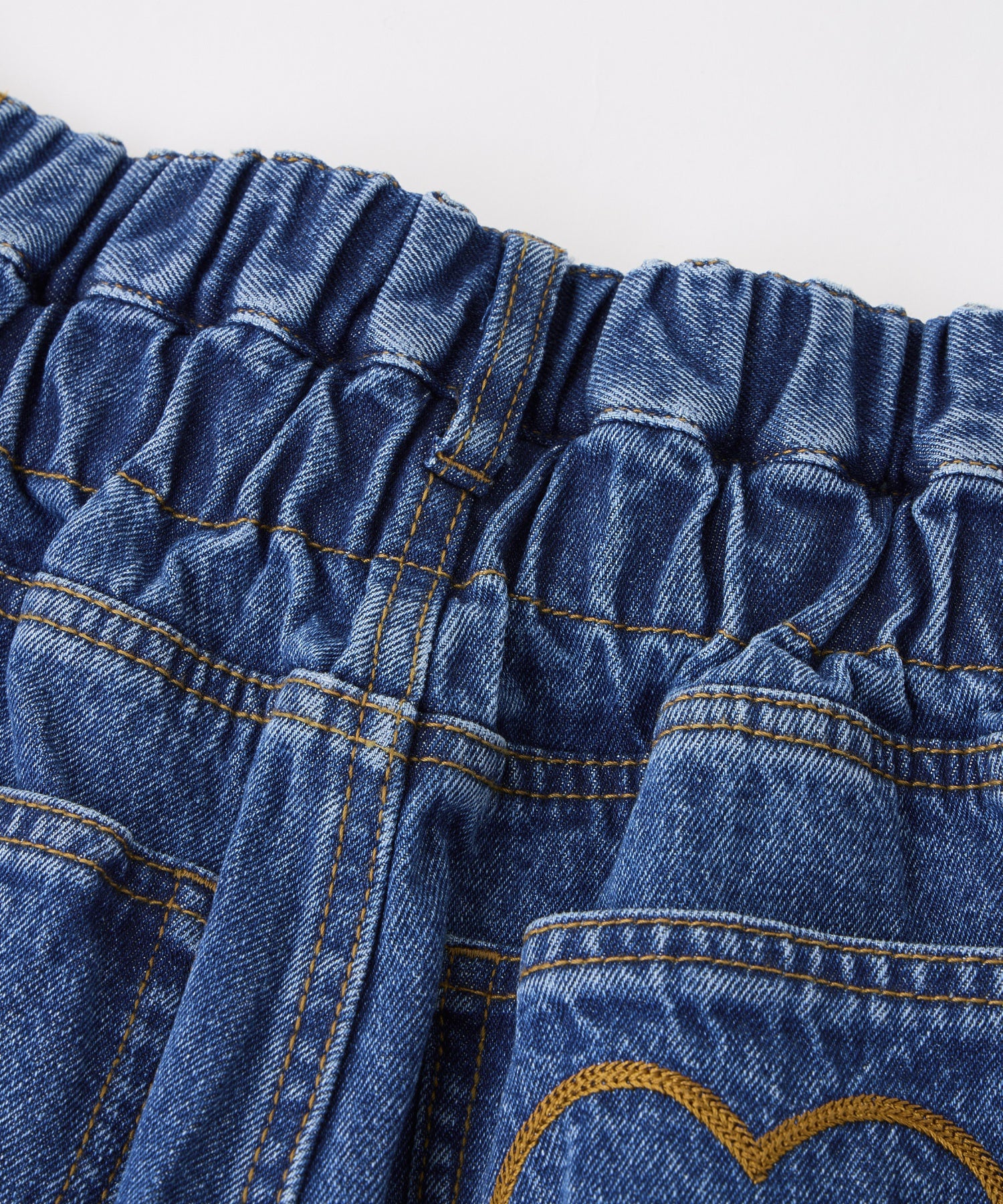 COOPER HEART DENIM SHORT PANTS