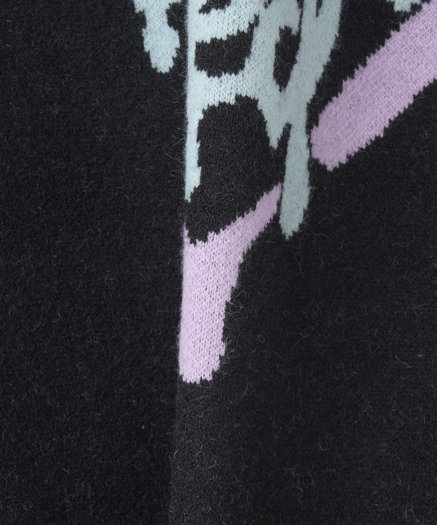 MELTY HEART KNIT TOP