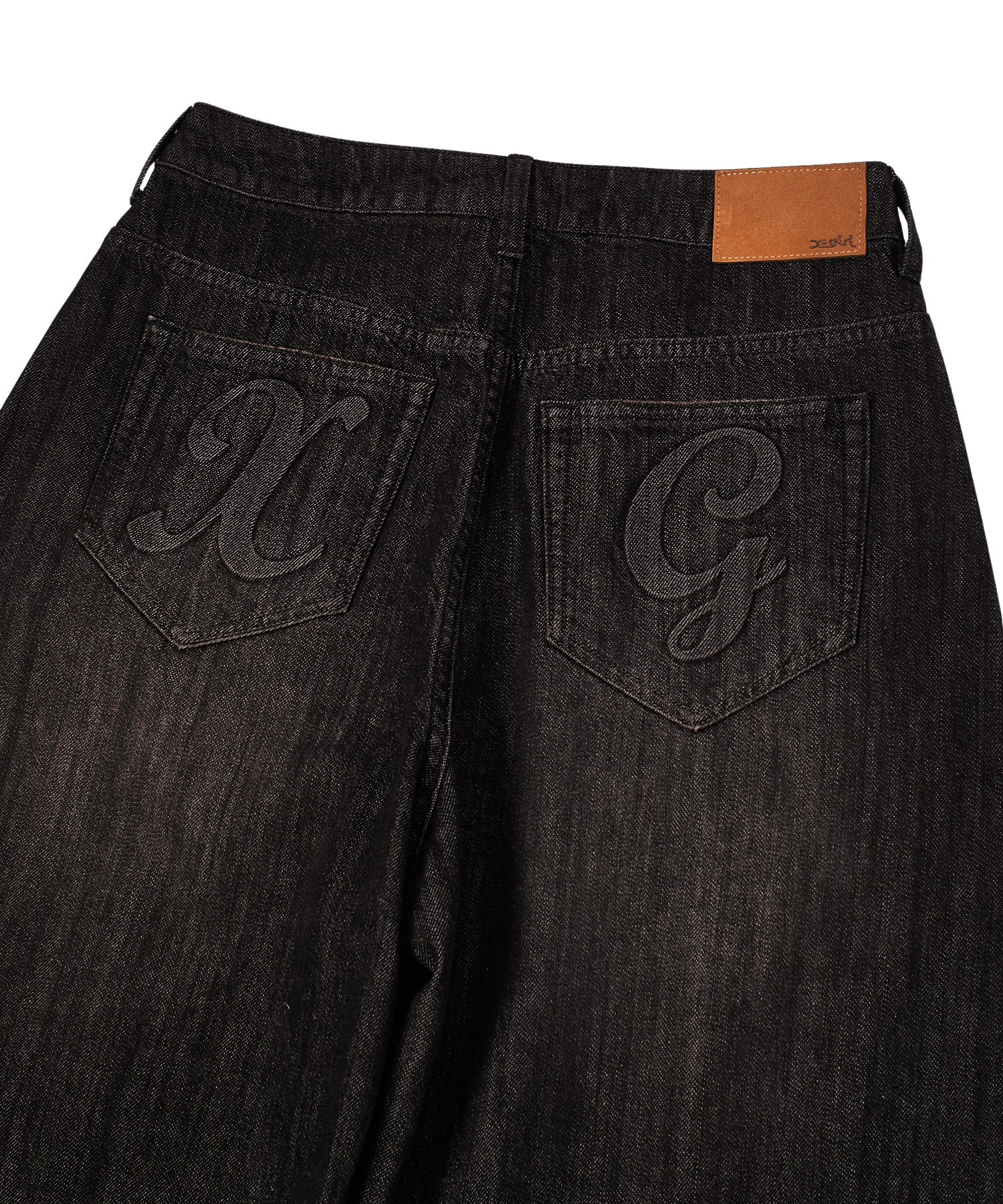 DISTRESSED BAGGY DENIM PANTS