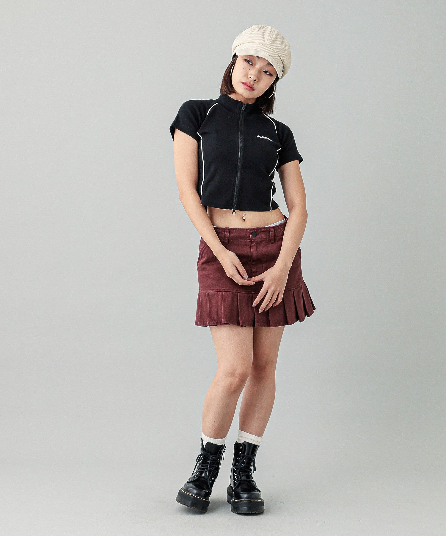 LOW RISE PLEATED MINI SKIRT