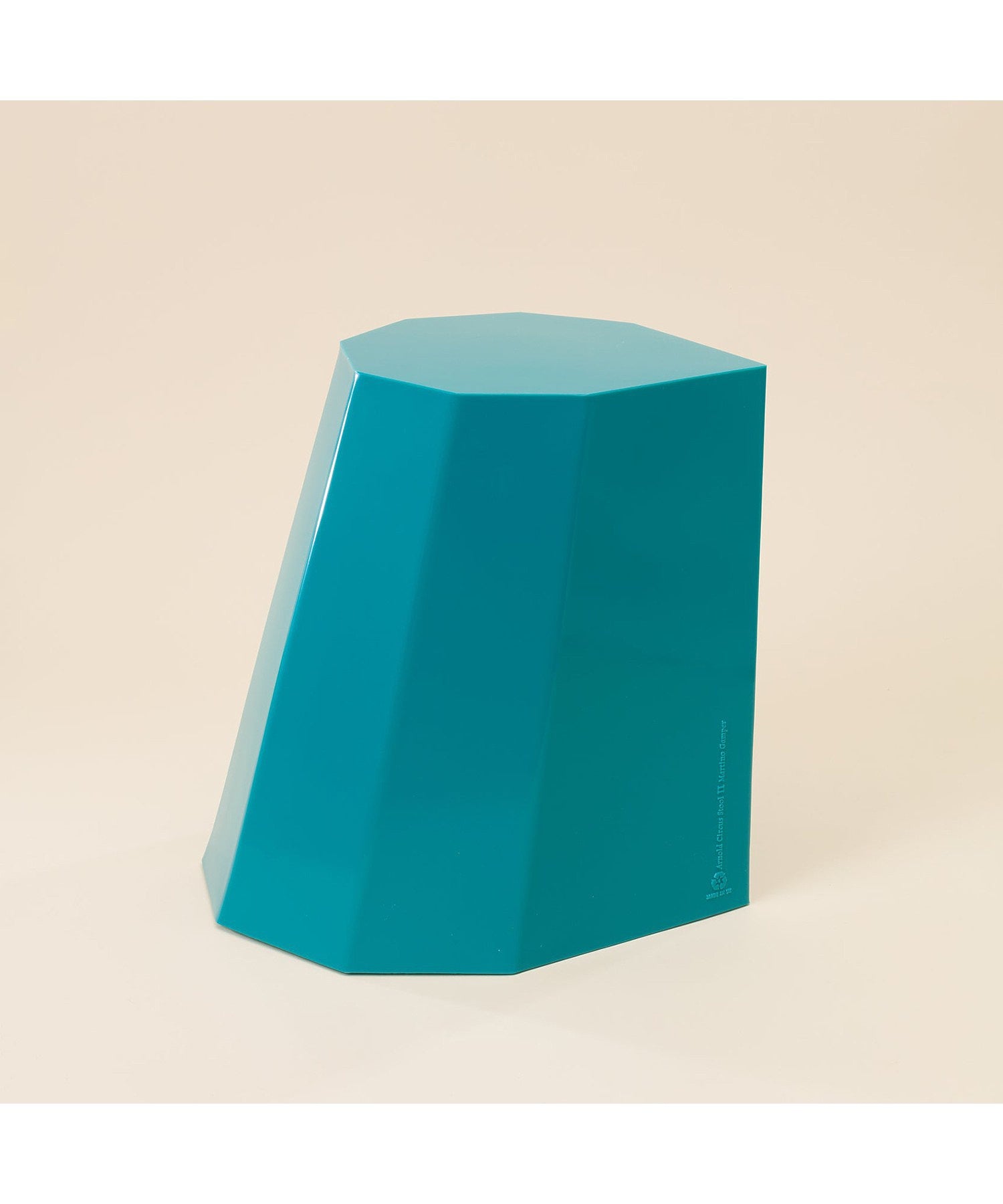 Arnold Circus Stool / Martino Gamper