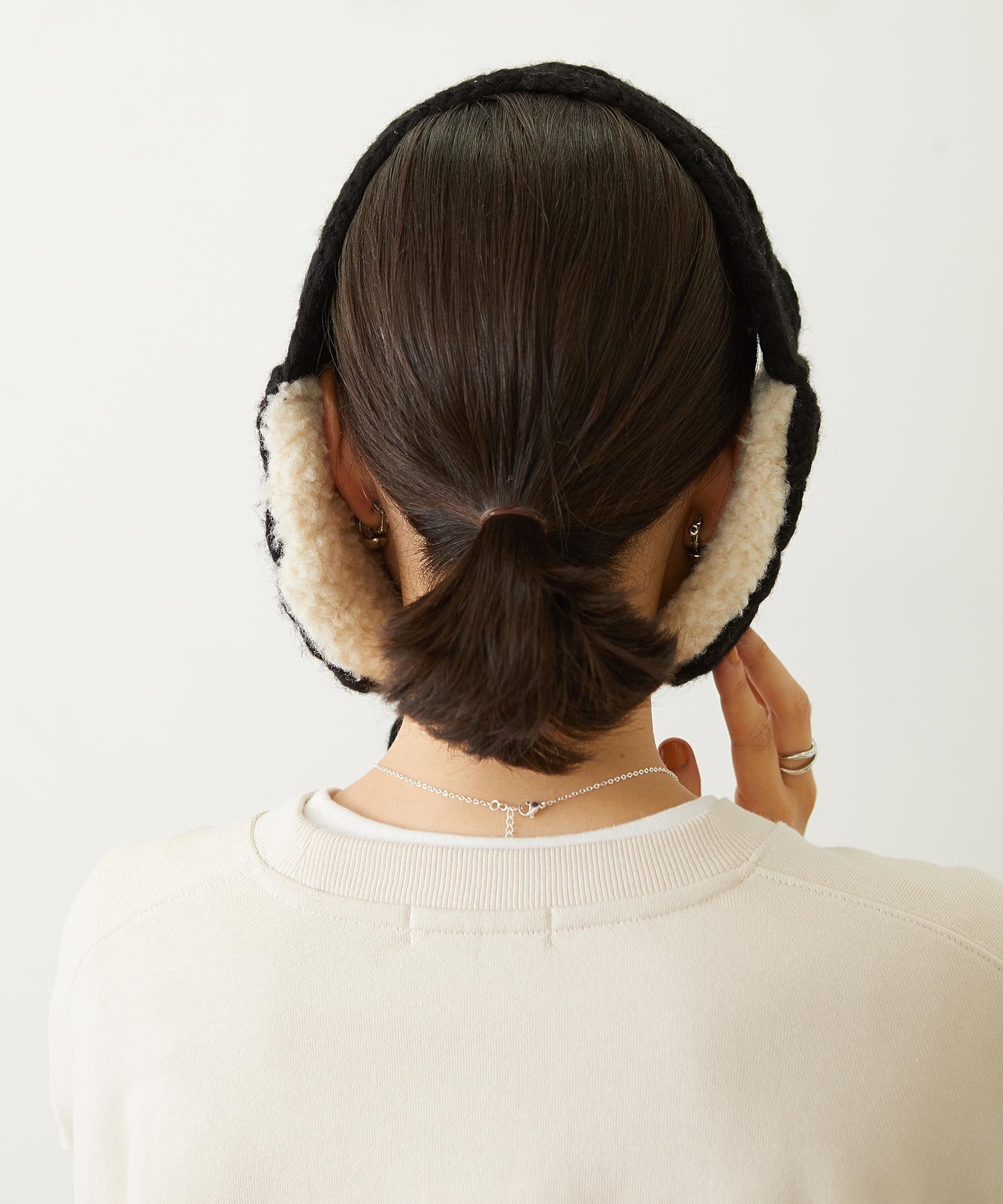 KNIT EAR MUFF