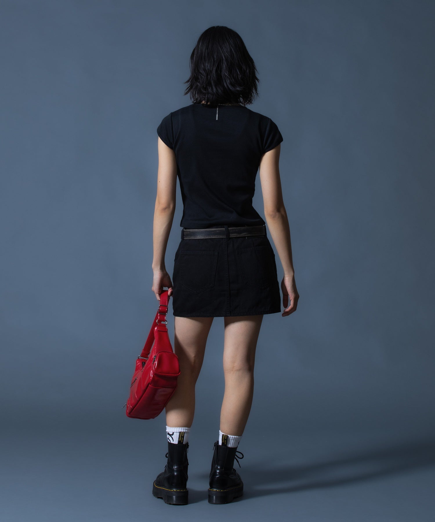 RHINESTONE OVAL CURSIVE LOGO S/S BABY TEE