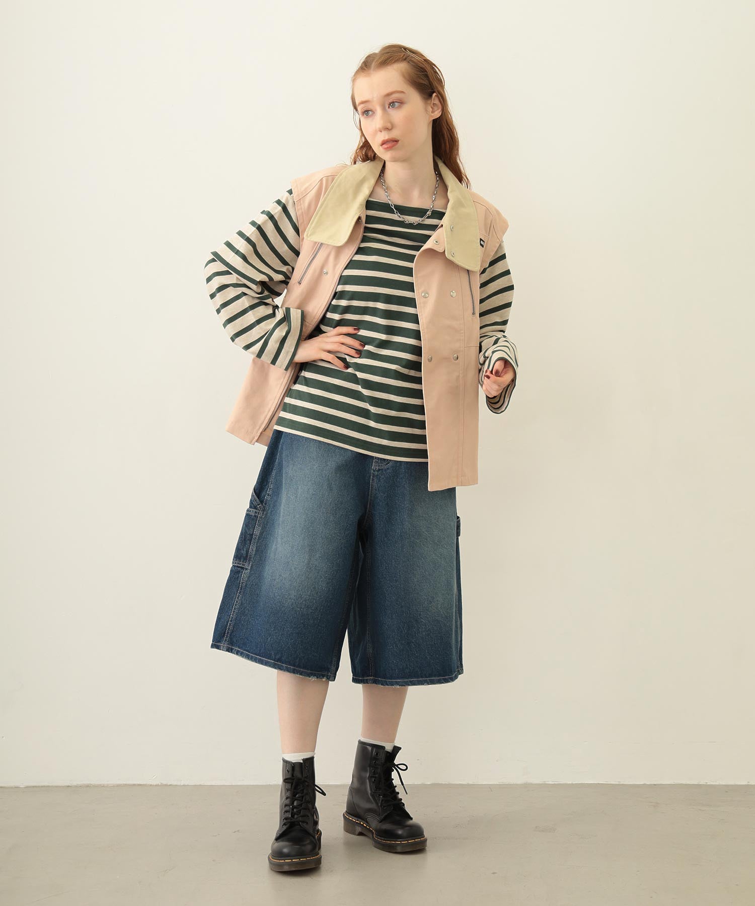 DEFORMED COLLAR DUCK VEST