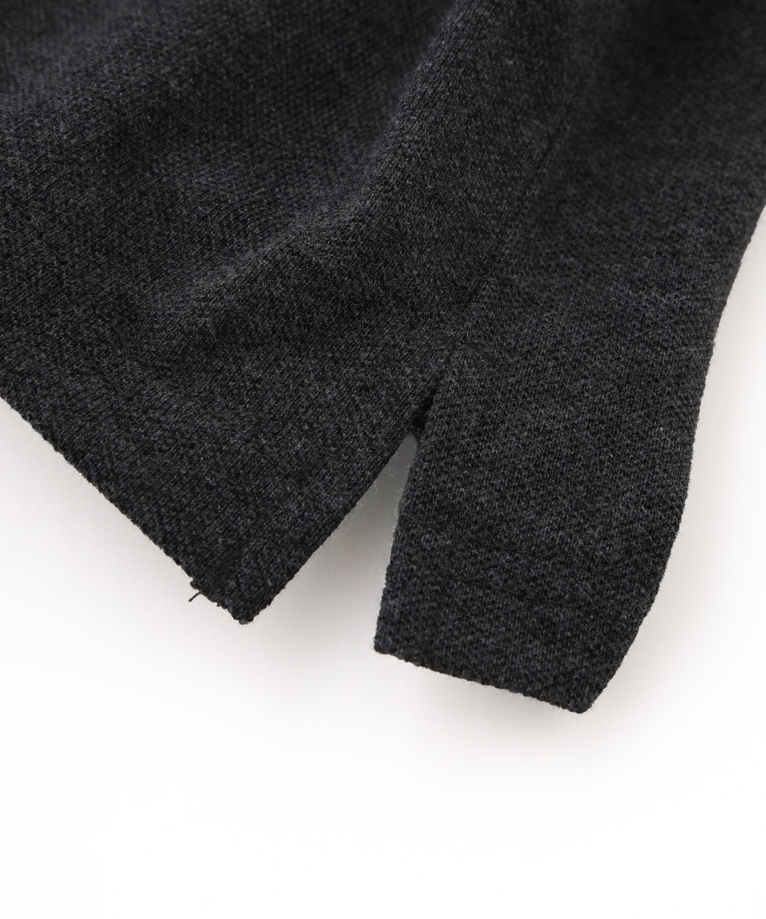 EMBLEM EMBROIDERED POLO SHIRT